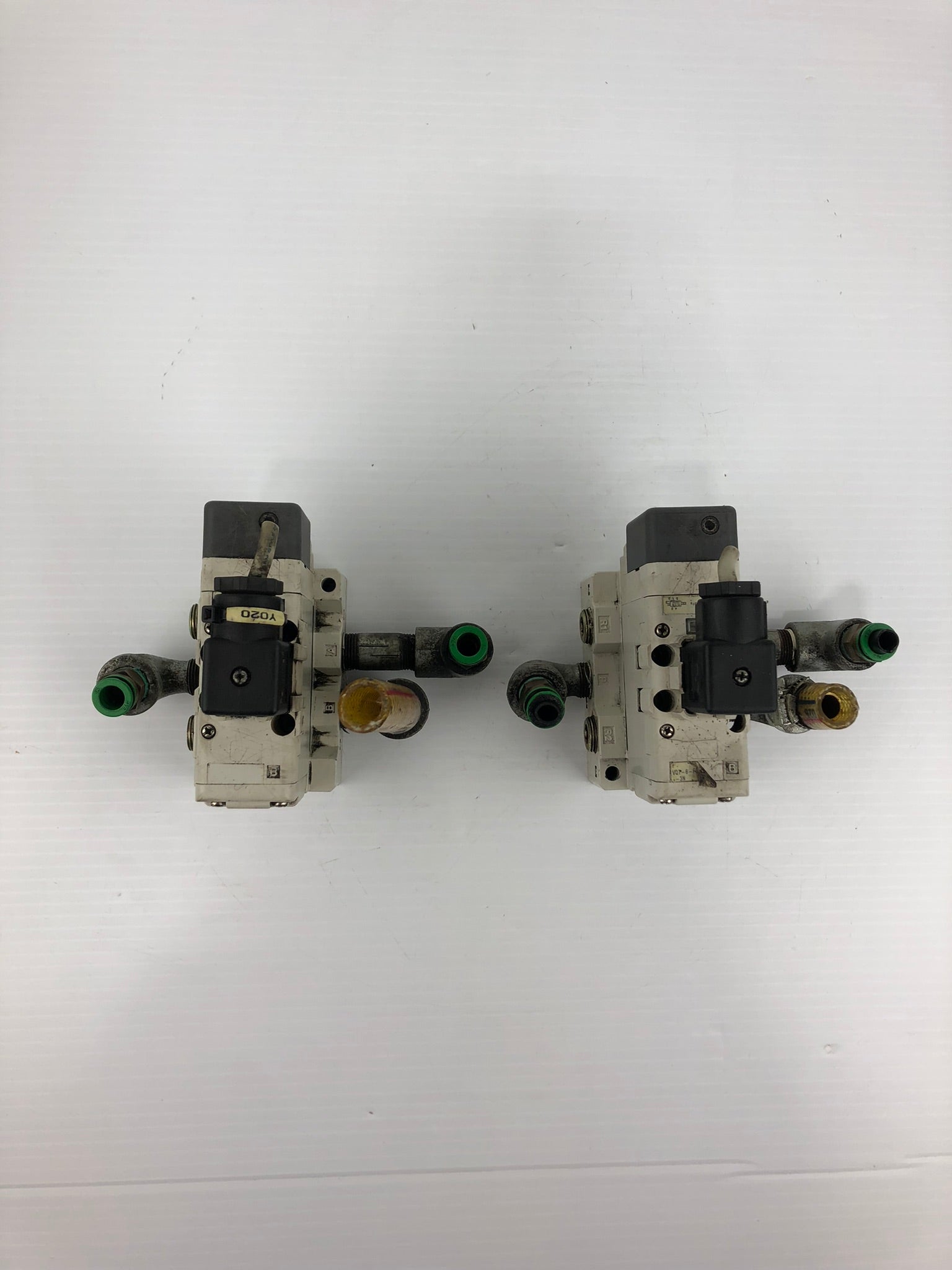 SMC VQ7-6-FG Solenoid Valve with Block (Lot of 2)