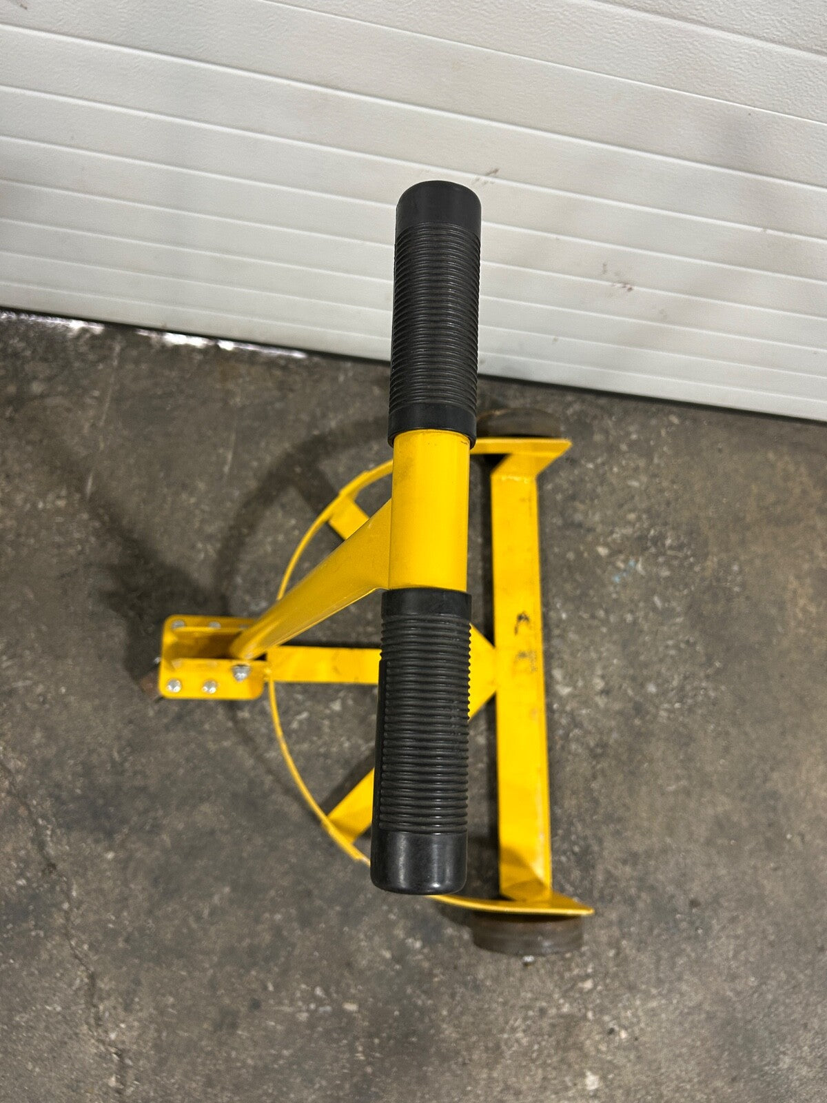 55 Gallon Drum Dolly Low Profile Barrel Handling Equipment Yellow Metal Cart