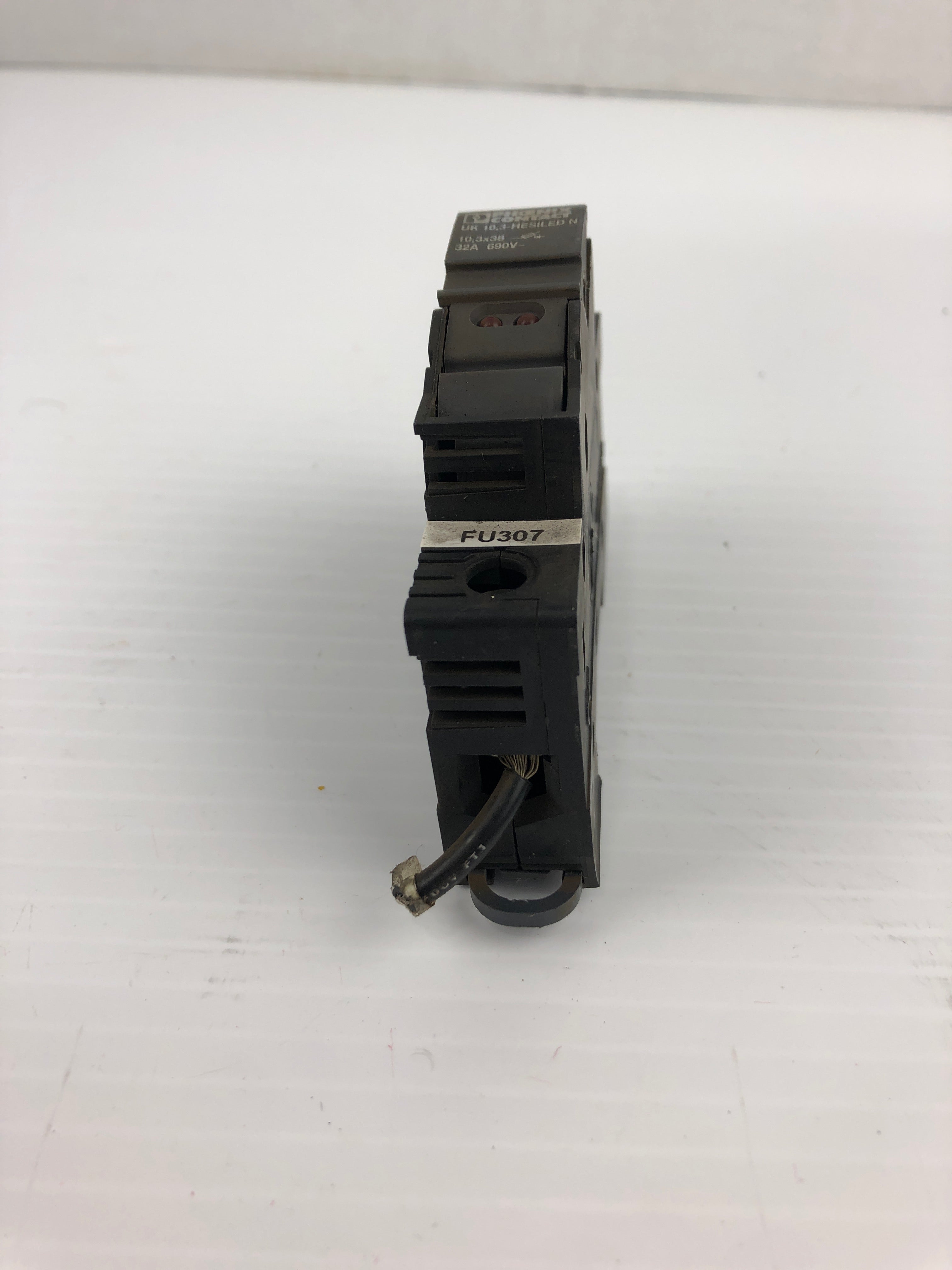 Phoenix Contact UK 10,3-HESILED N Circuit Breaker Protector AC-22B 32A