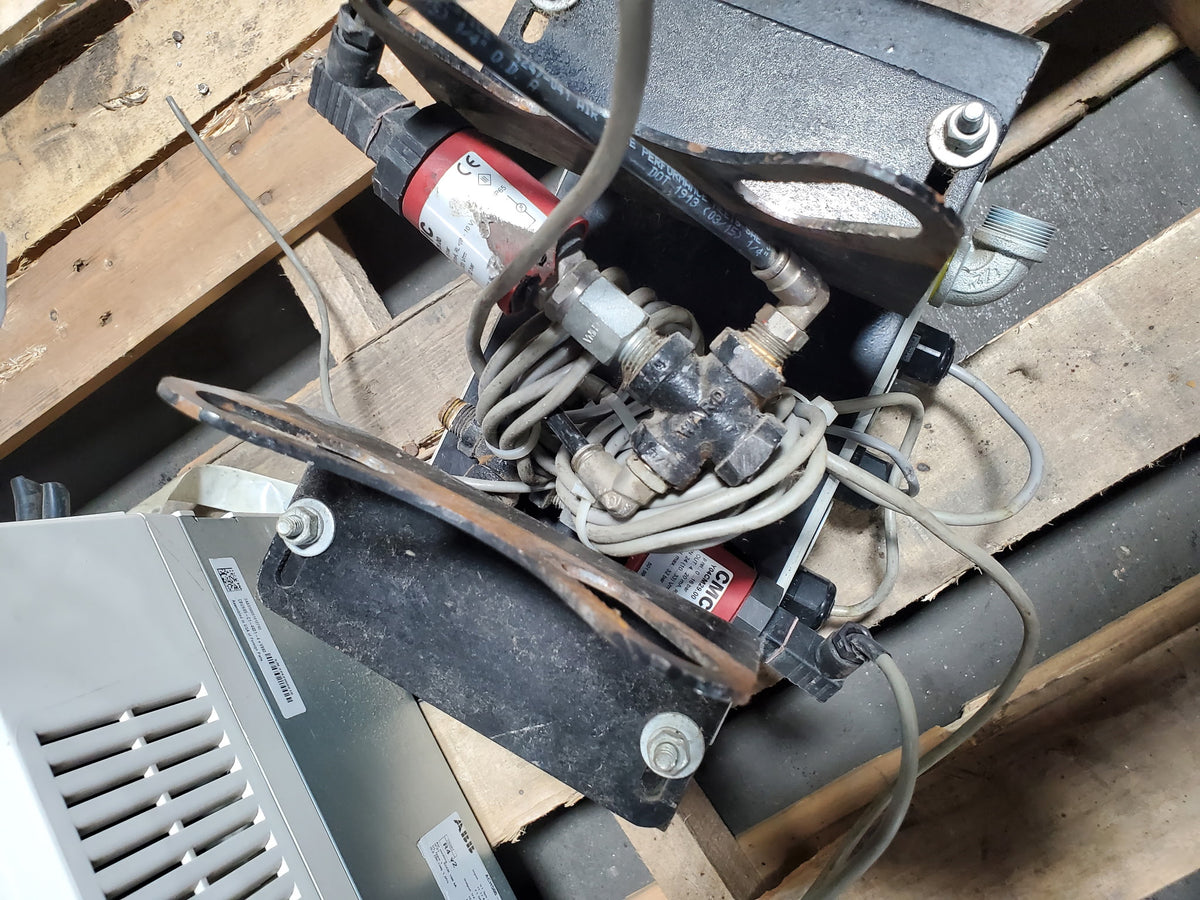 Ingersoll Rand IX04 Compressed Air Treatment Unit 100-240VAC 200 PSIG