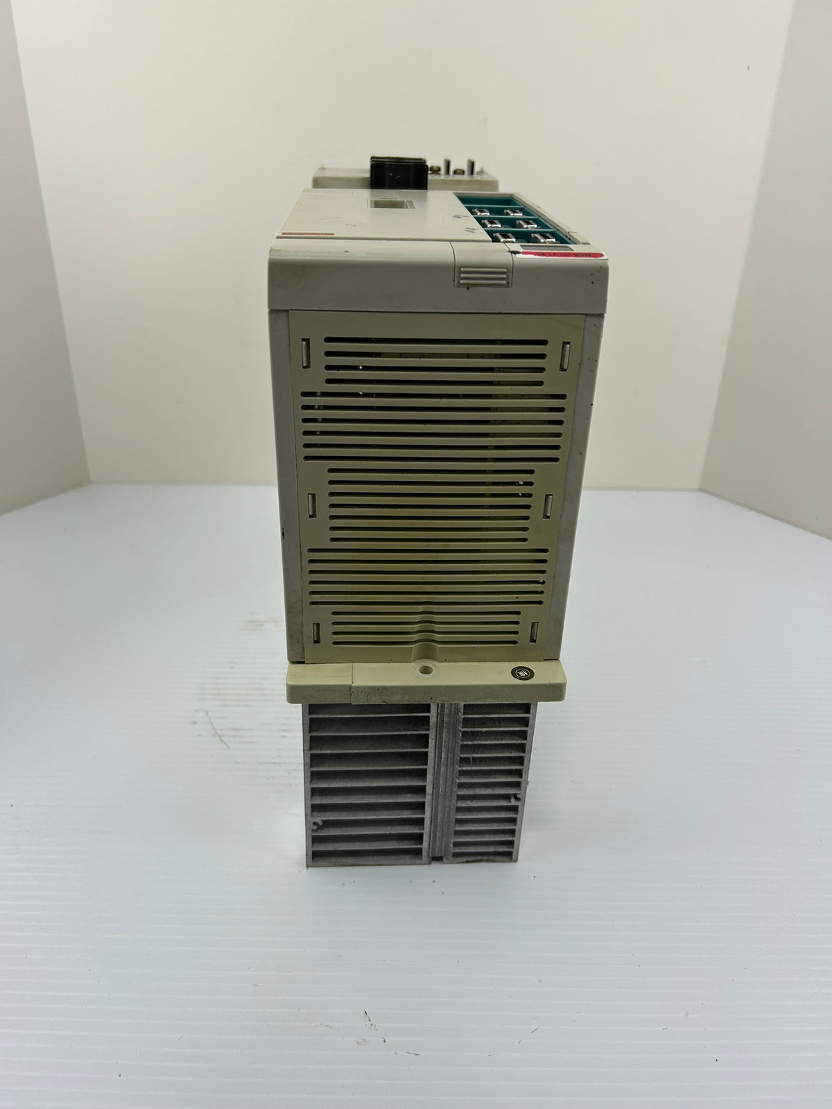 Mitsubishi MDS-CH-V1-90 Servo Drive Unit 9kW 400V CNC MELDAS 3 Phase