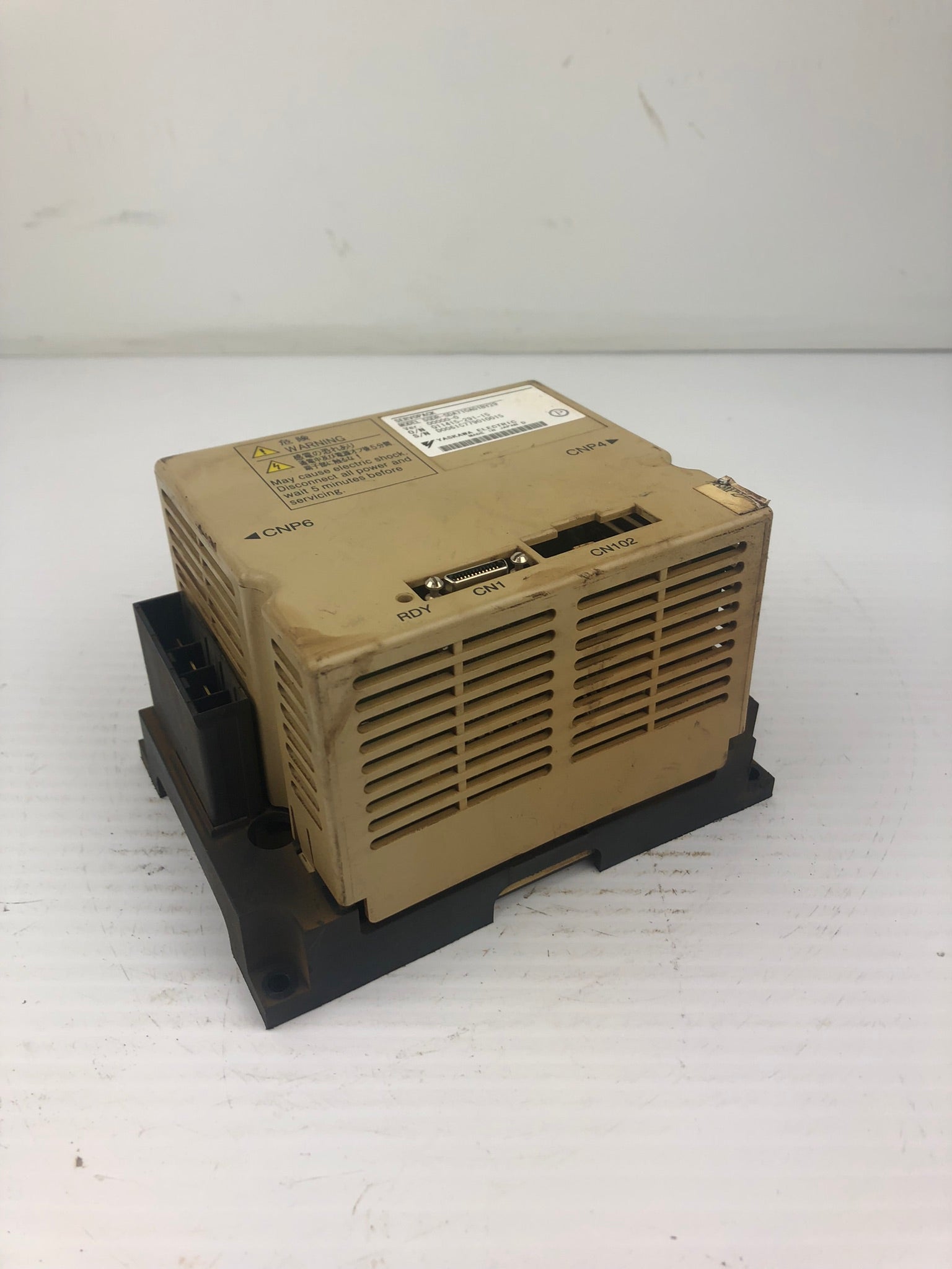 Yaskawa Servopack SGDR-SDA710A01BY29 Servopack Drive