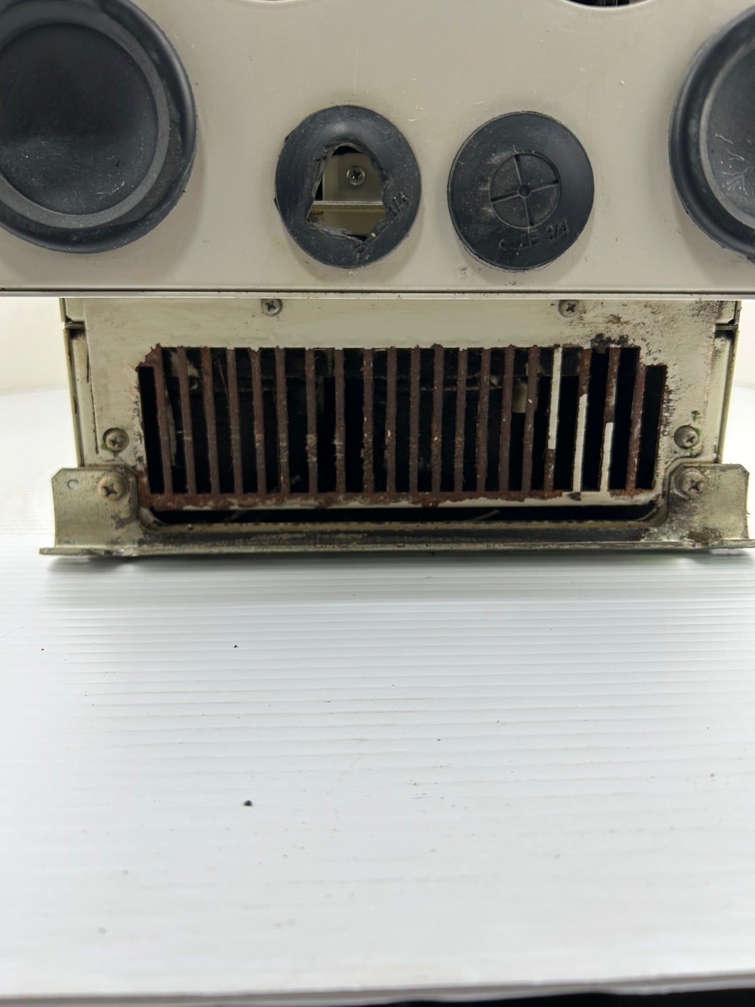 Yaskawa Electric CIMR-PU4A0072FAA AC Industrial Drive Rev E P1000