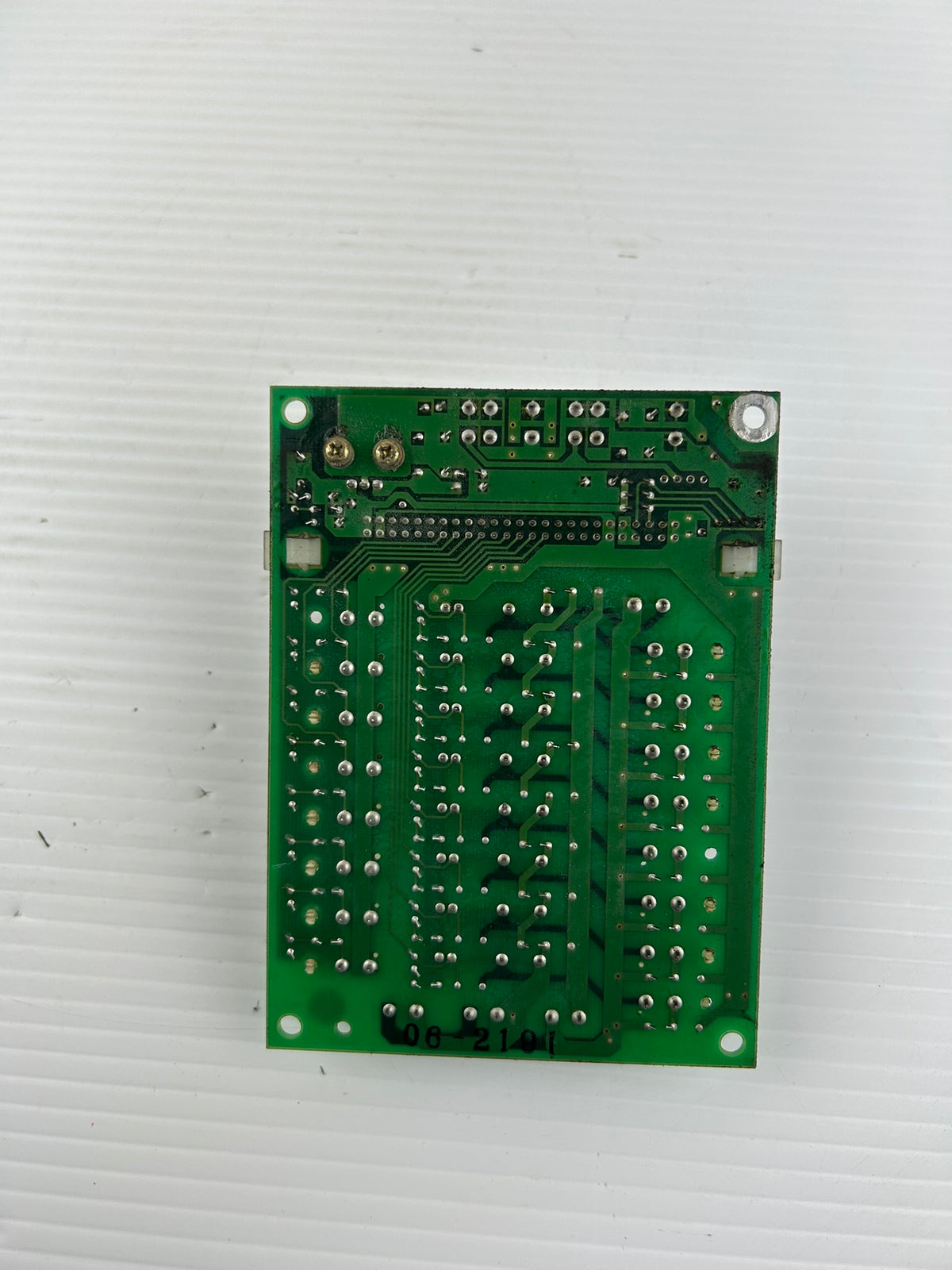 Mazak HR371-Y CNC Relay Output Board D65UB004 431 24V 1.2A 5VDC 0.6A PCB