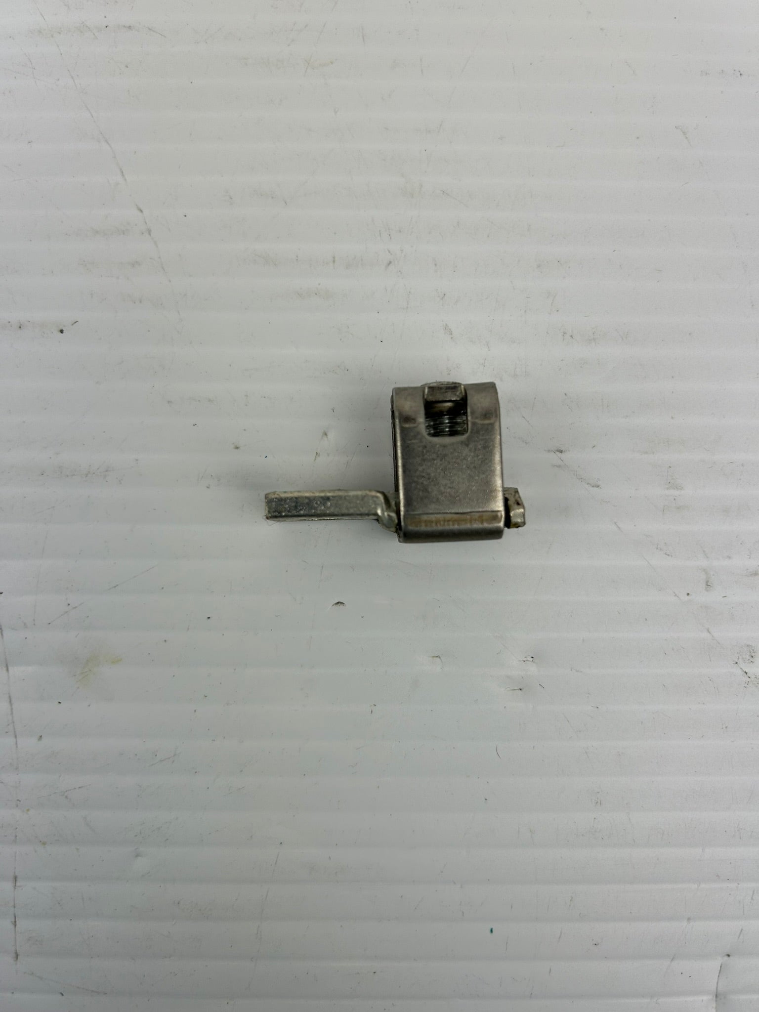 Ol-Yleisliitin OL6-70M Universal Connector - Lot of 9