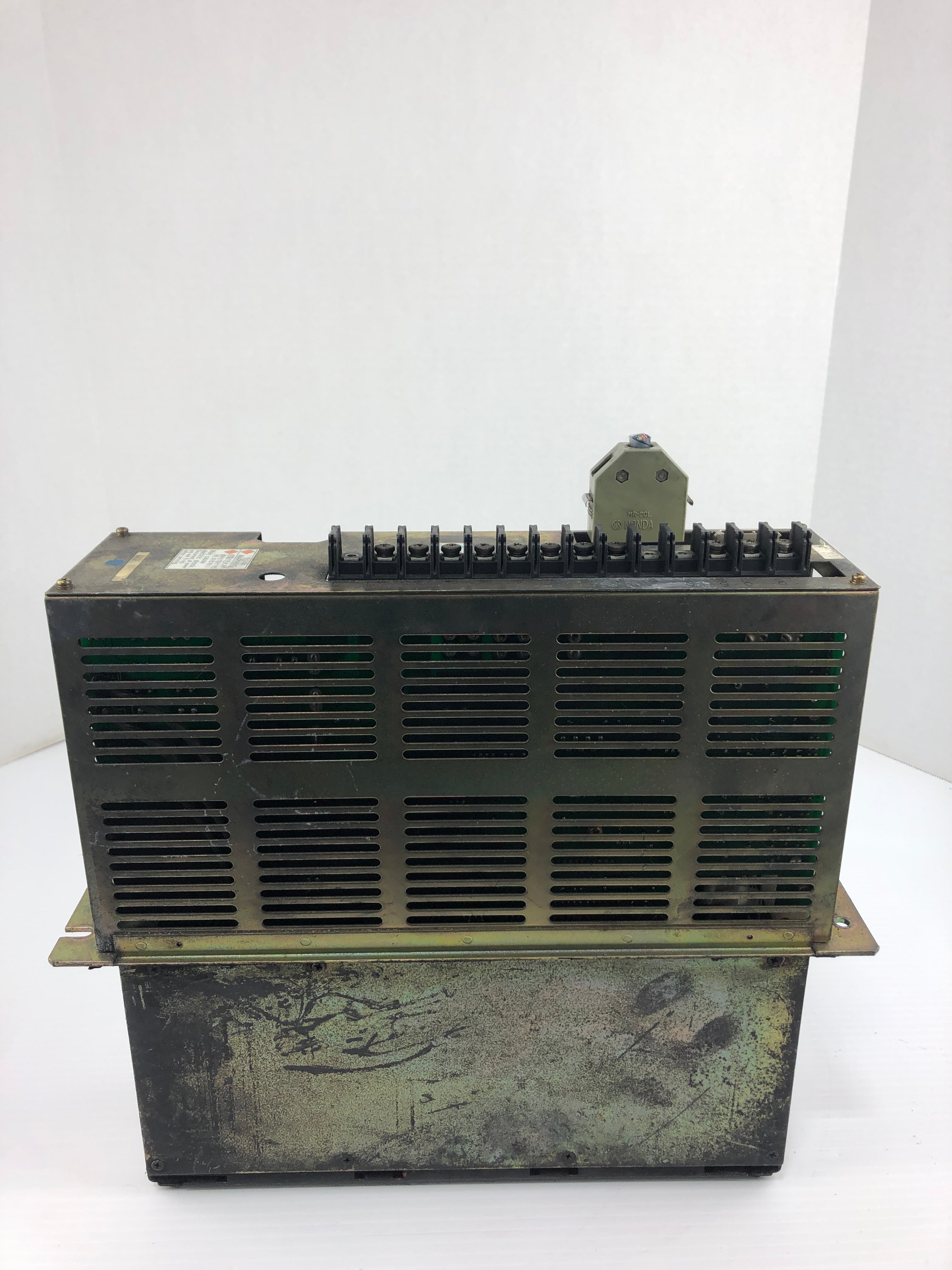 Yaskawa Electric CACR-IR44SFB ServoPack Servo Drive
