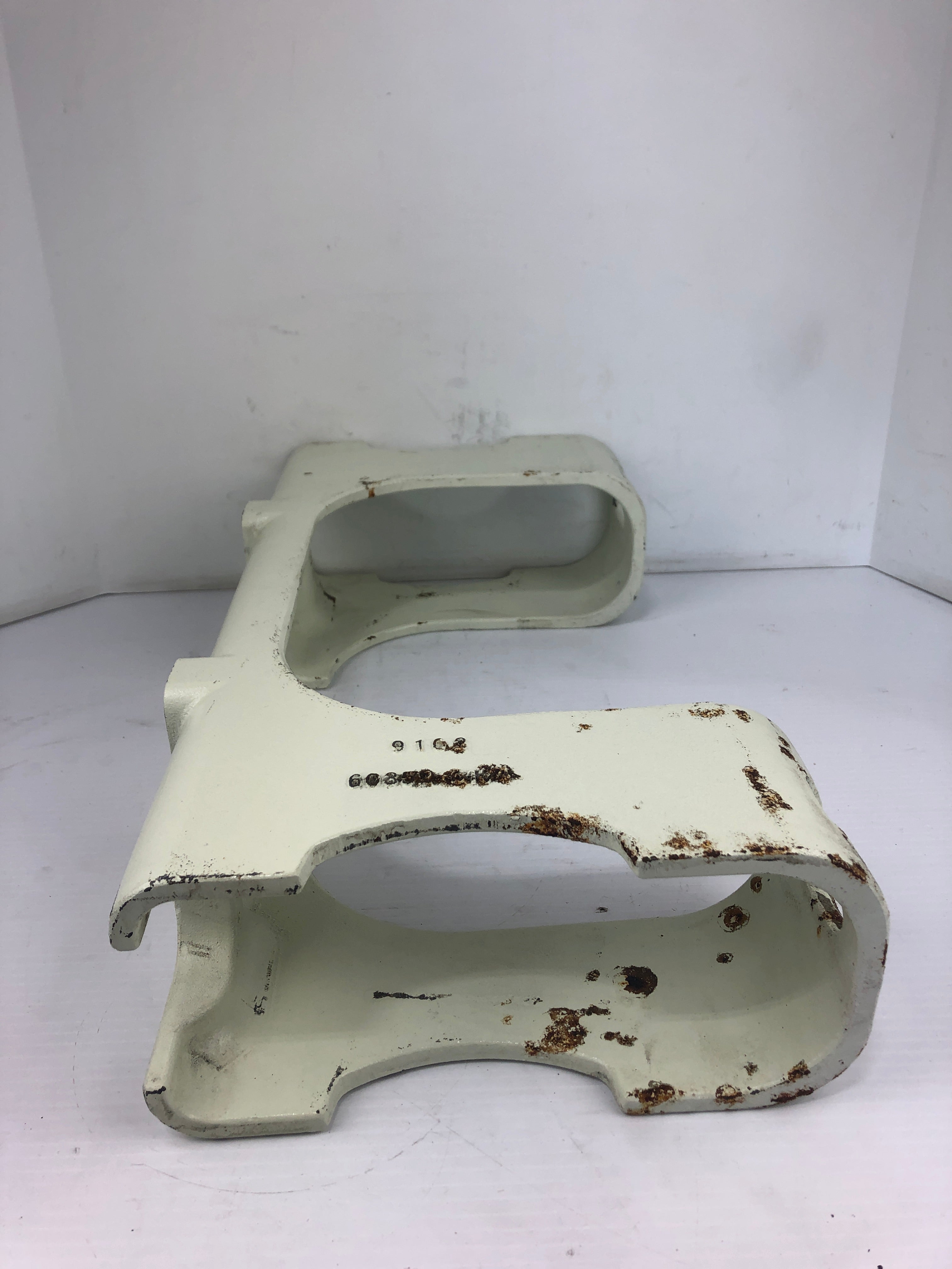 Robot Forklift Mounting Bracket 60352-6134