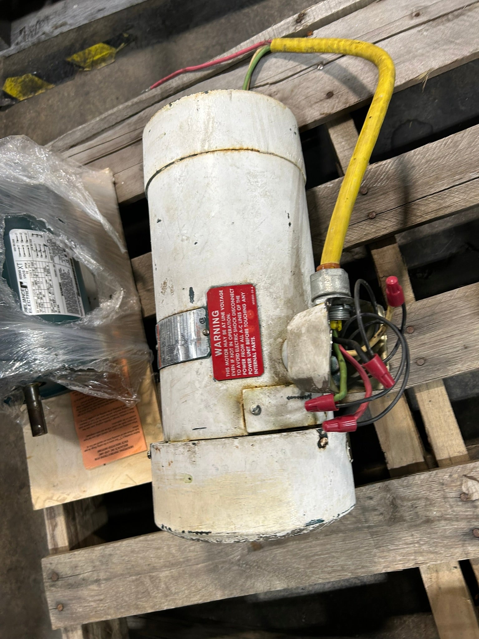 Reliance Electric 712063LZ Motor Type TR Frame WT560 HP 1 RPM 2500