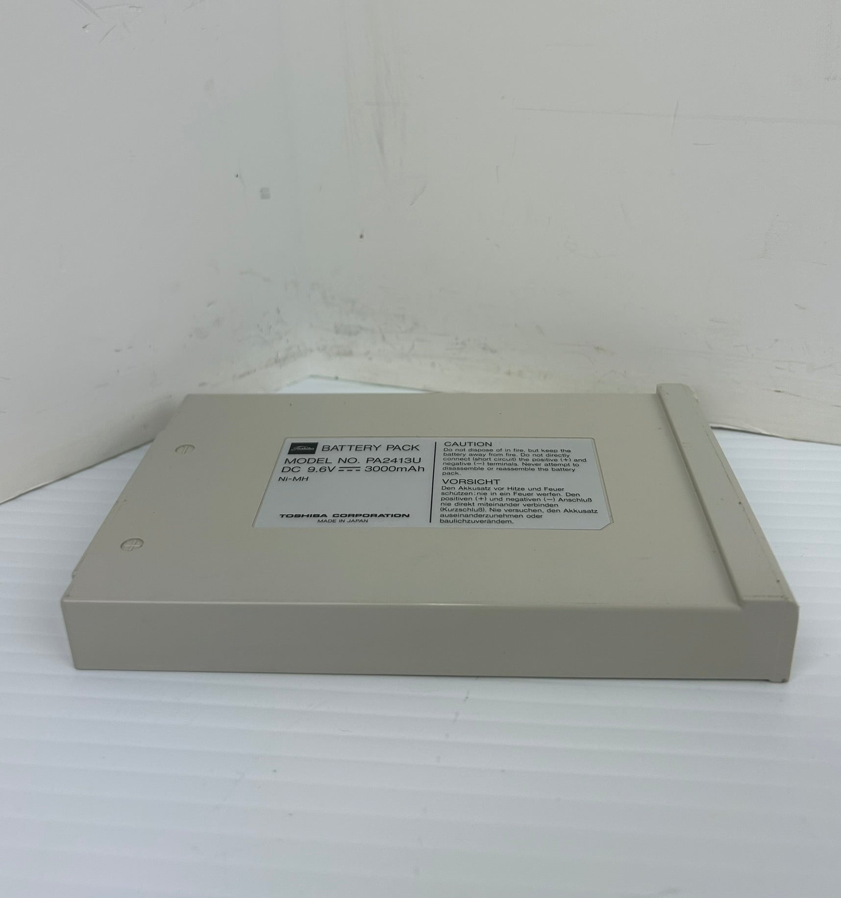 Toshiba PA2413U Battery Pack NI-MH 3000mAh 9.6V