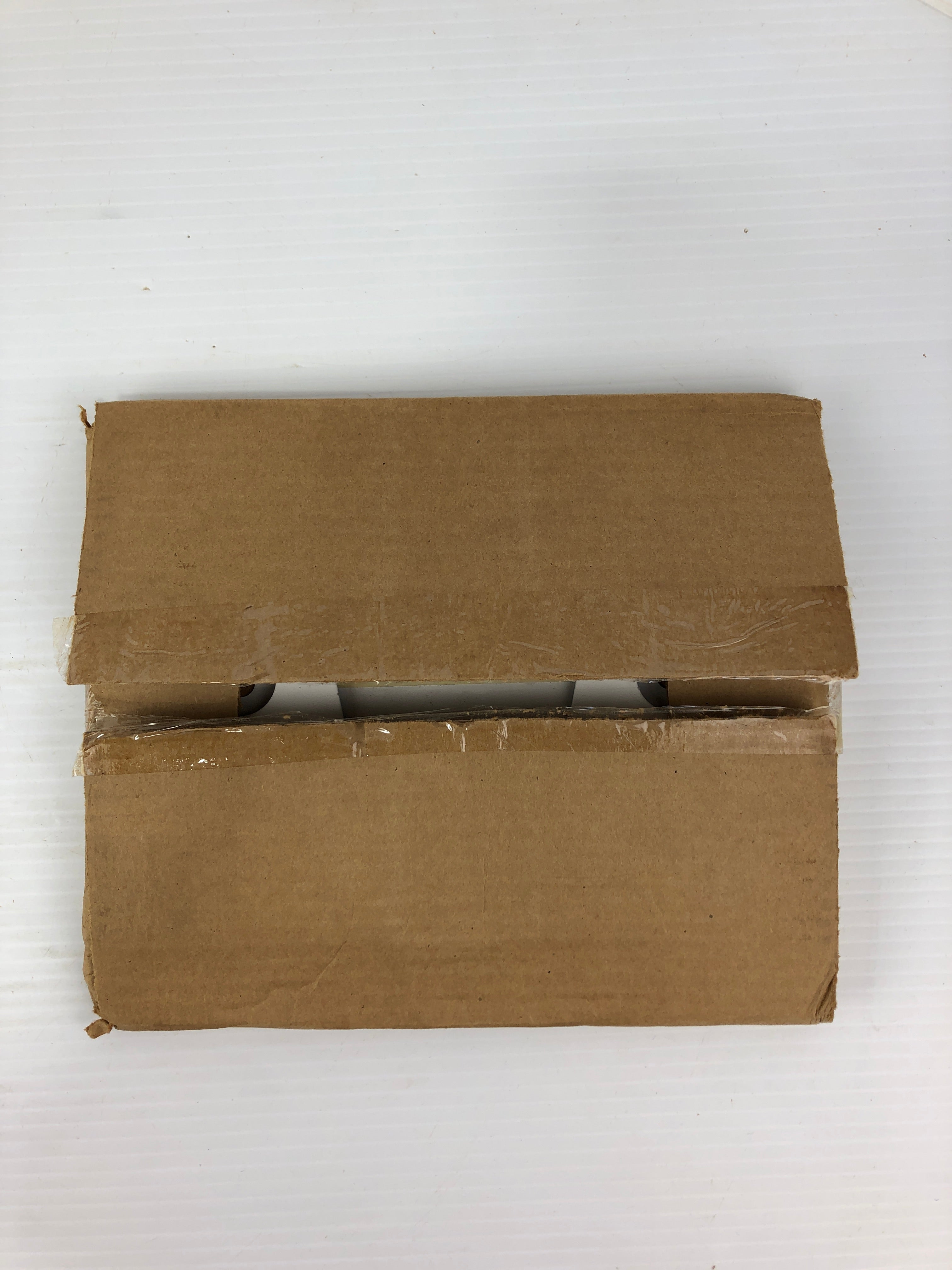 Kimberly Clark 73900 Access White Metal Dispenser
