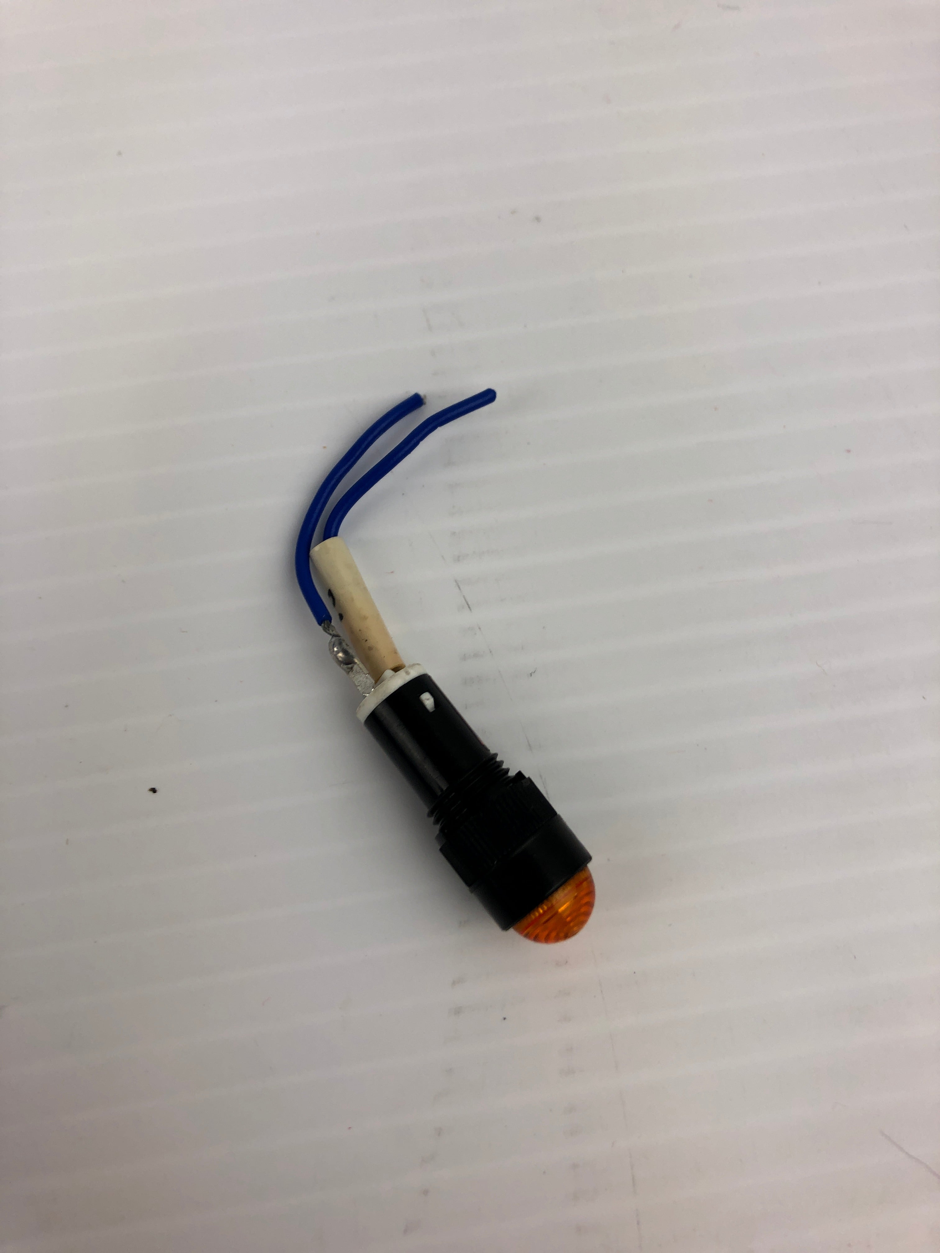 IDEC AP1M Orange Indicator Light - Lot of 14