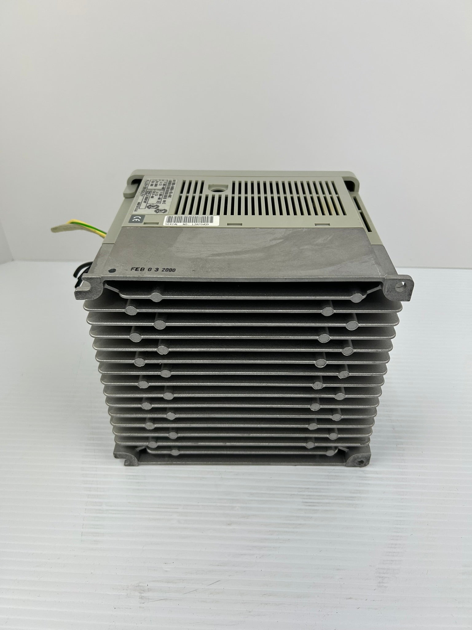 Allen-Bradley 1305-BA03A-ES-HA2 Drive Ser C 380-460V 2.3A 1HP 3PH