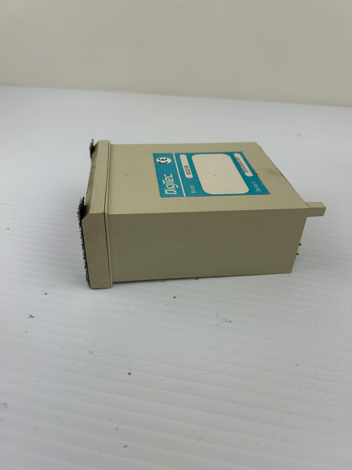 Digitec D3221H Digital Panel Meter Process Indicator 5-Digit LED 1/8 DIN 115VAC