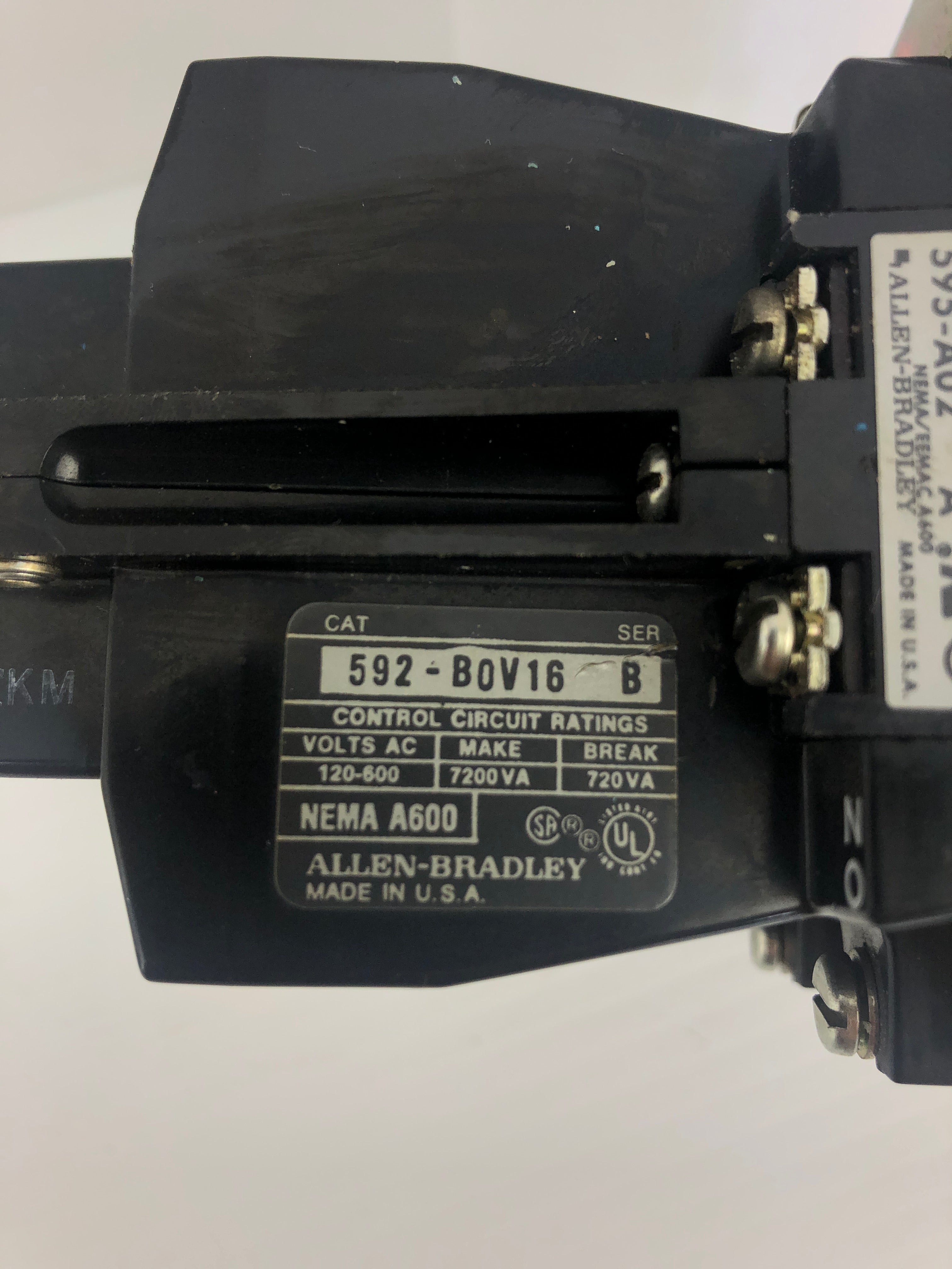 Allen-Bradley 592-B0V16 Overload Relay Ser. B With 595-A02 Auxiliary Contact