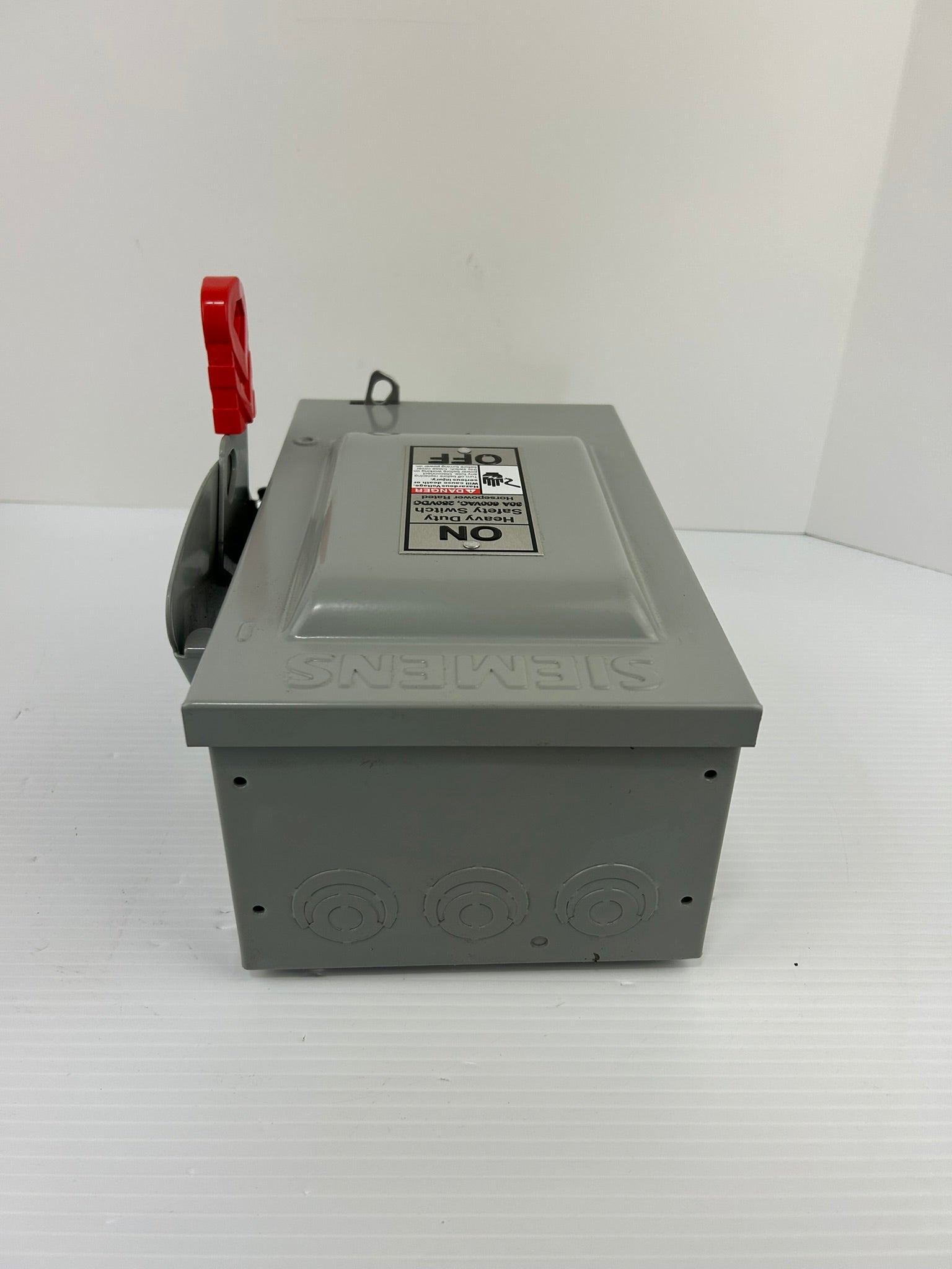 Siemens HNF361 Non-Fusible Heavy Duty Safety Switch 30A 600VAC 250VDC Indoor