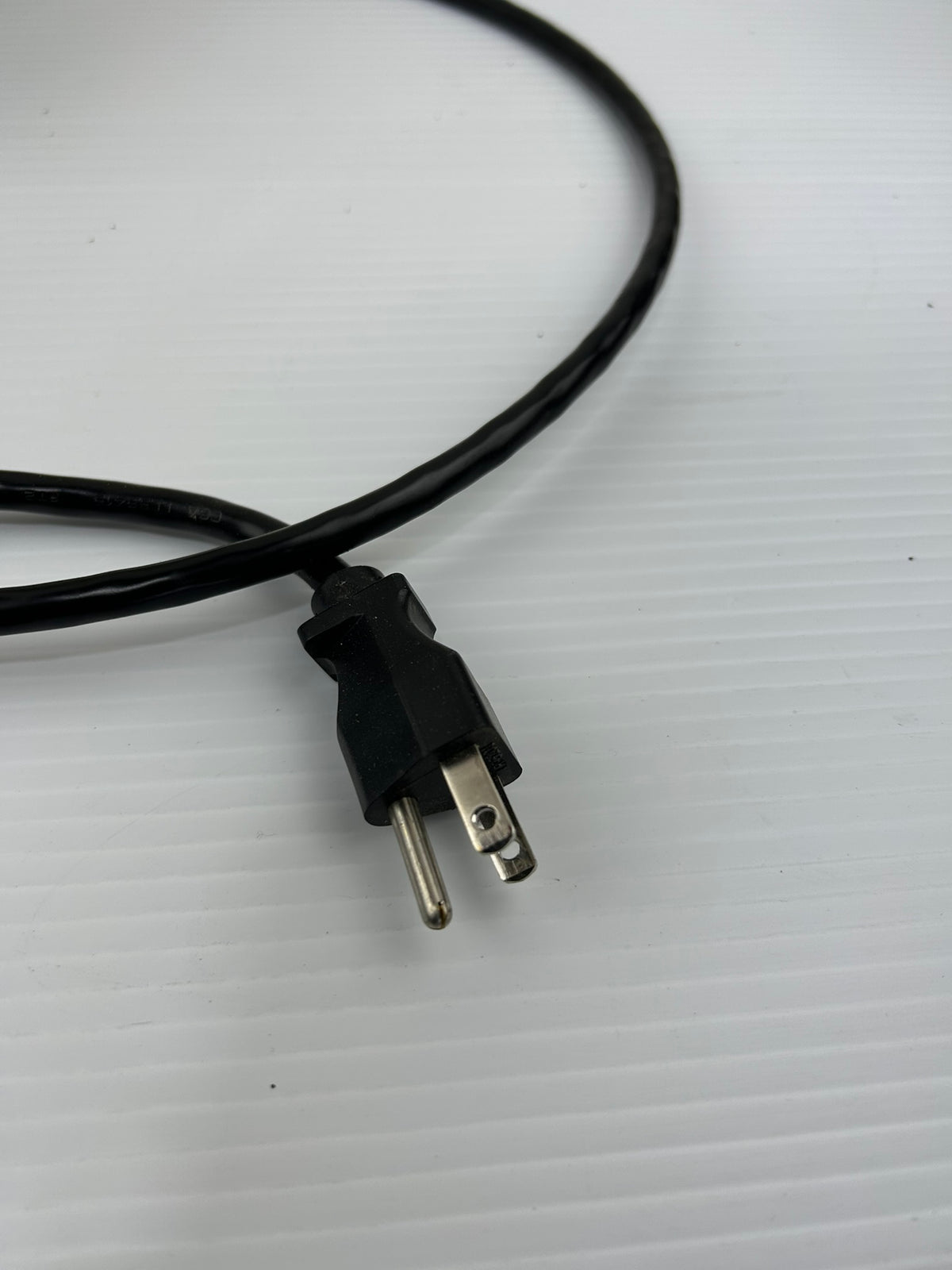 SOLA MCR 150 63-13-115-06 AC Mini Power Regulator 150VA 120V Voltage Conditioner