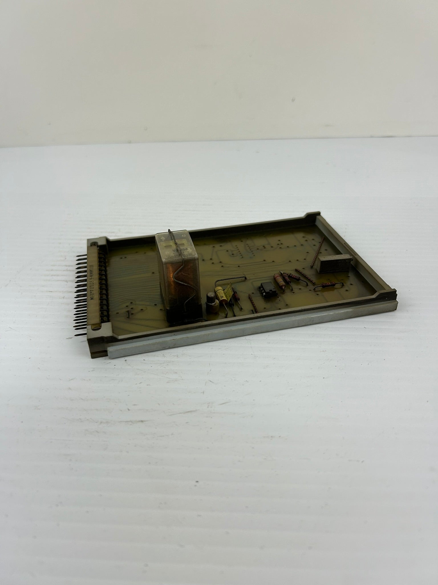 Barmag Electronic E126/00 Circuit Board with 1 Relay E126-00