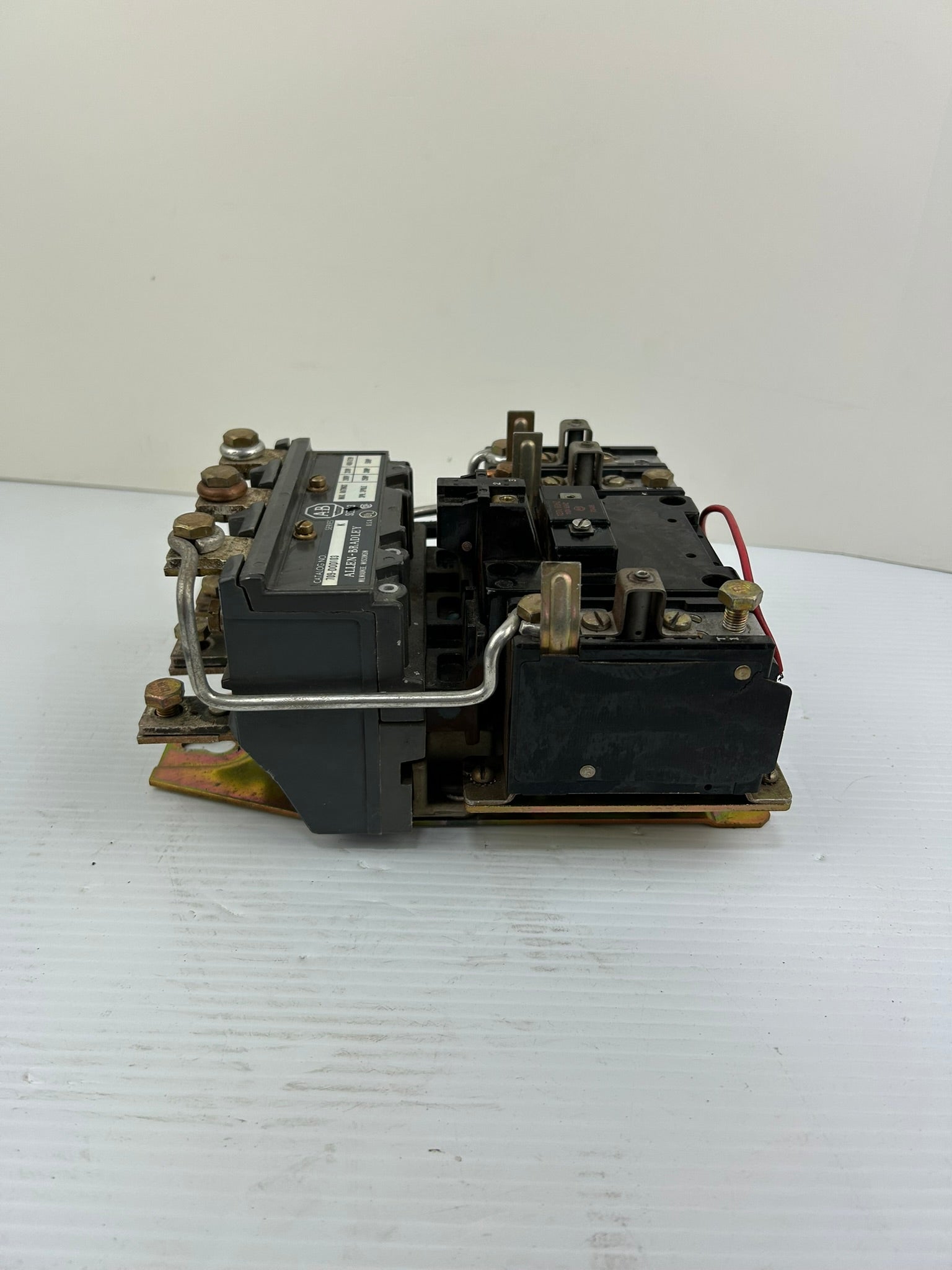 Allen-Bradley 709-D0D103 Motor Starter Contactor Series K Size 3