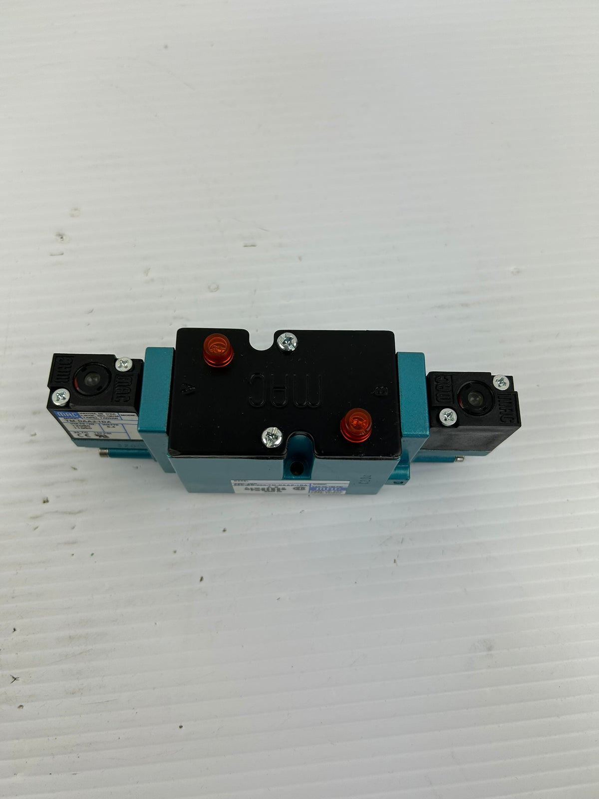 MAC 82A-BC-000-TM-DAAP-1DA Pneumatic Solenoid Valve 120V 150 PSI TM-DAAJ-1DA