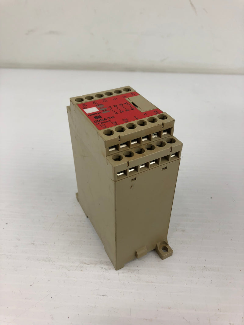 Omron G9SA-TH301 Safety Relay Unit Two Hand Controller - Bottom Damaged