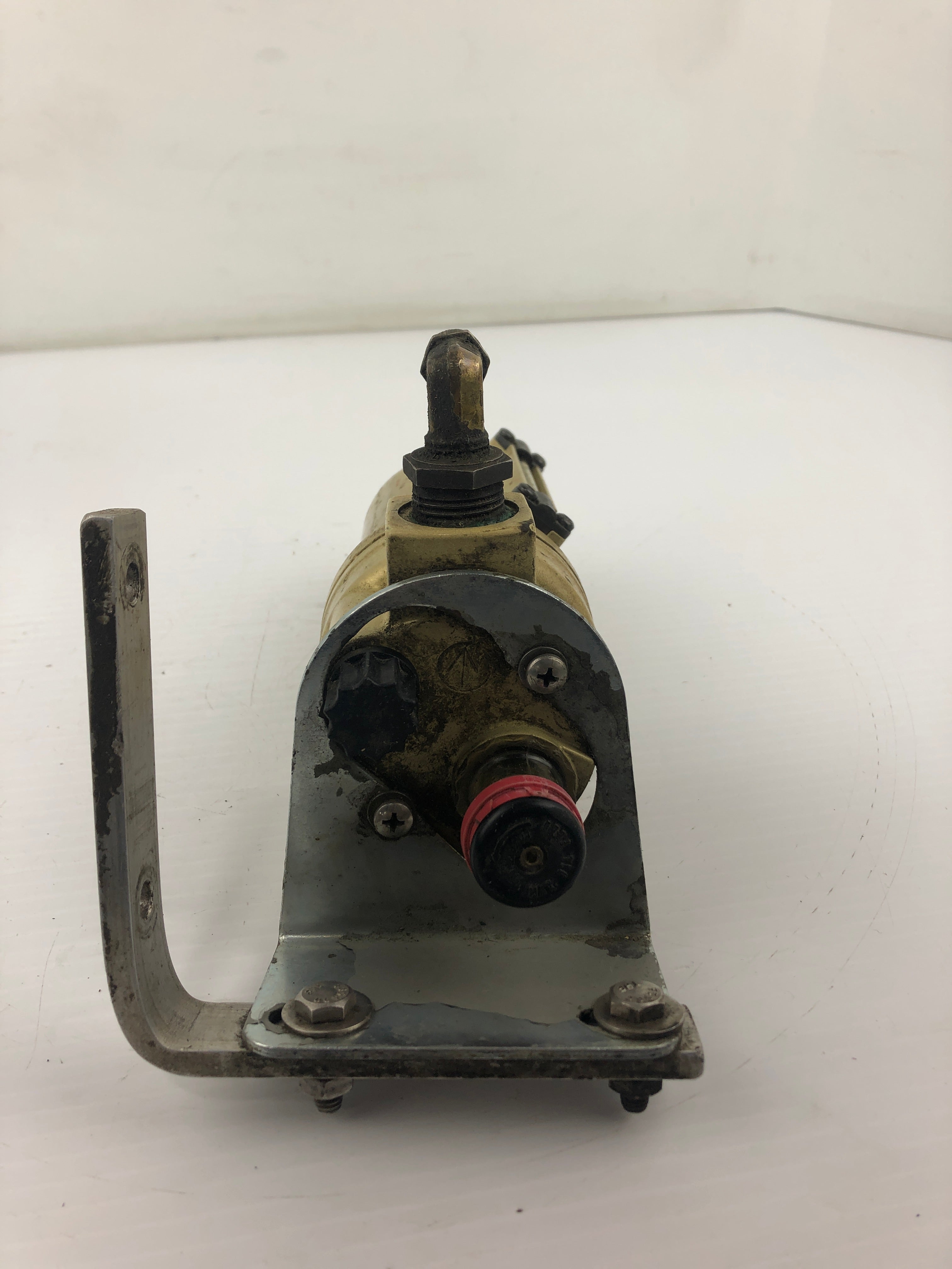 Dixon L12-400AMB Lubricator