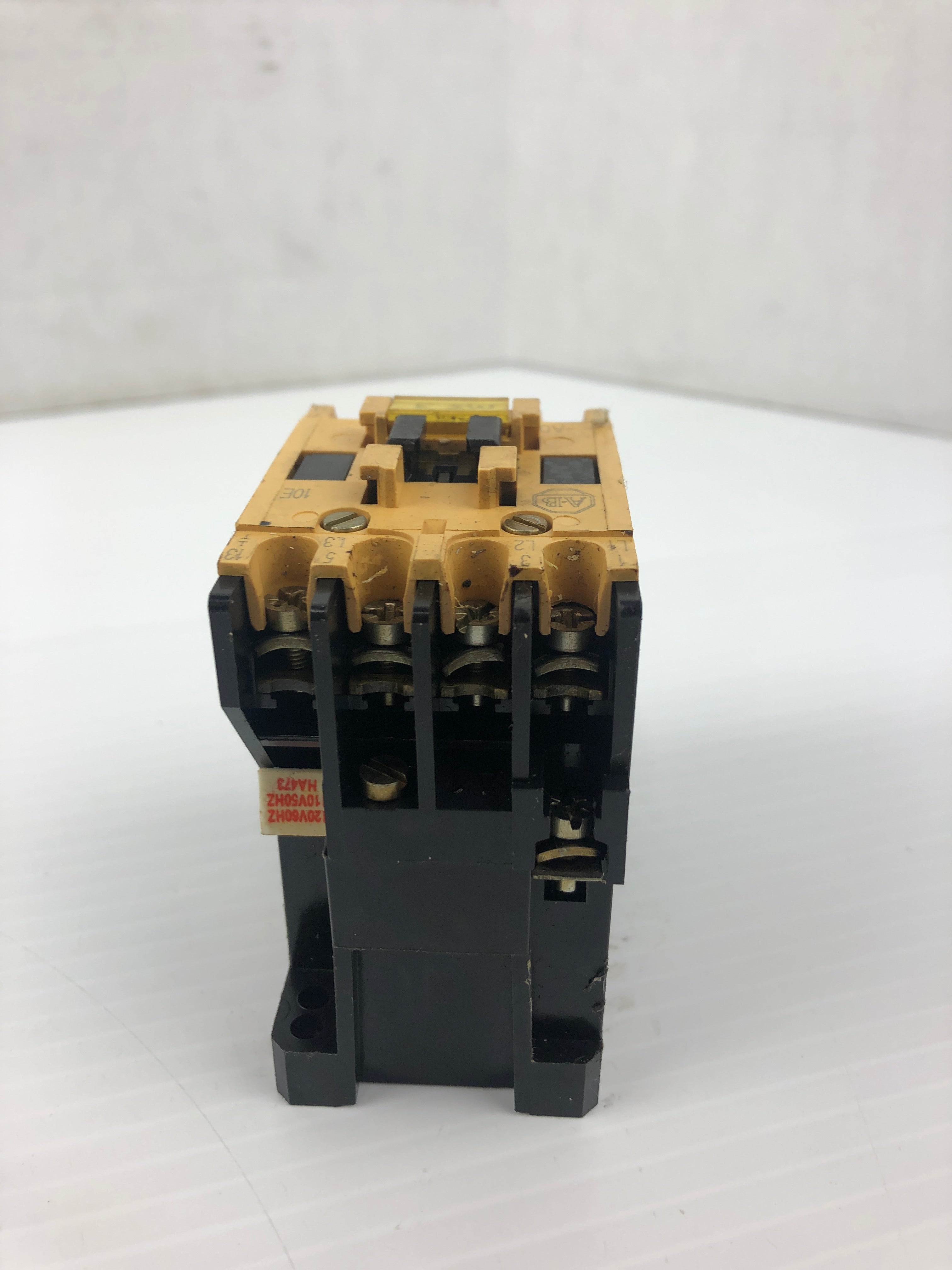 Allen-Bradley 100-A09ND3 Contactor Series B
