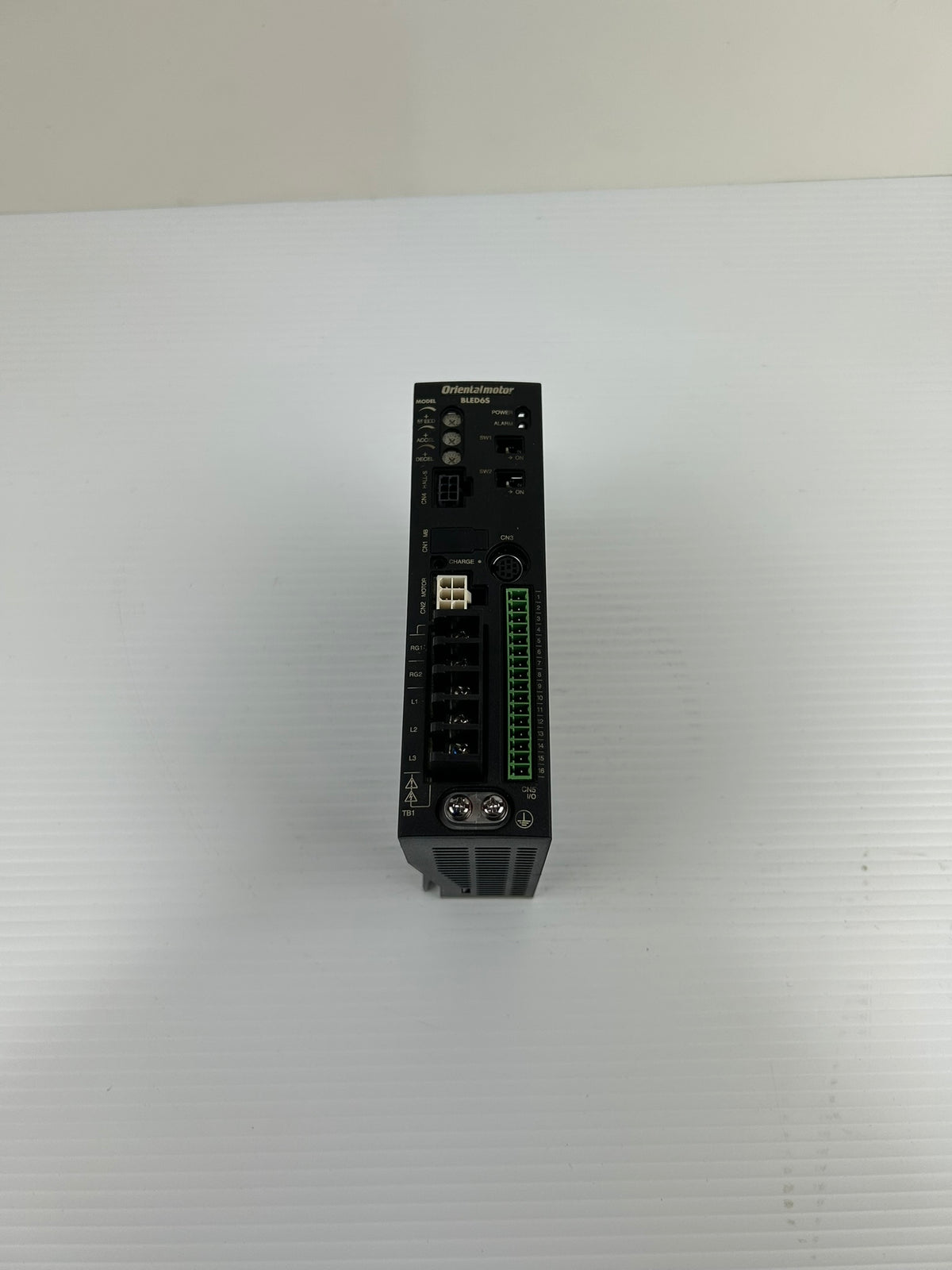 Oriental Motor BLED6S Brushless DC Motor Driver 200-240V 60W 3PH 0.7A