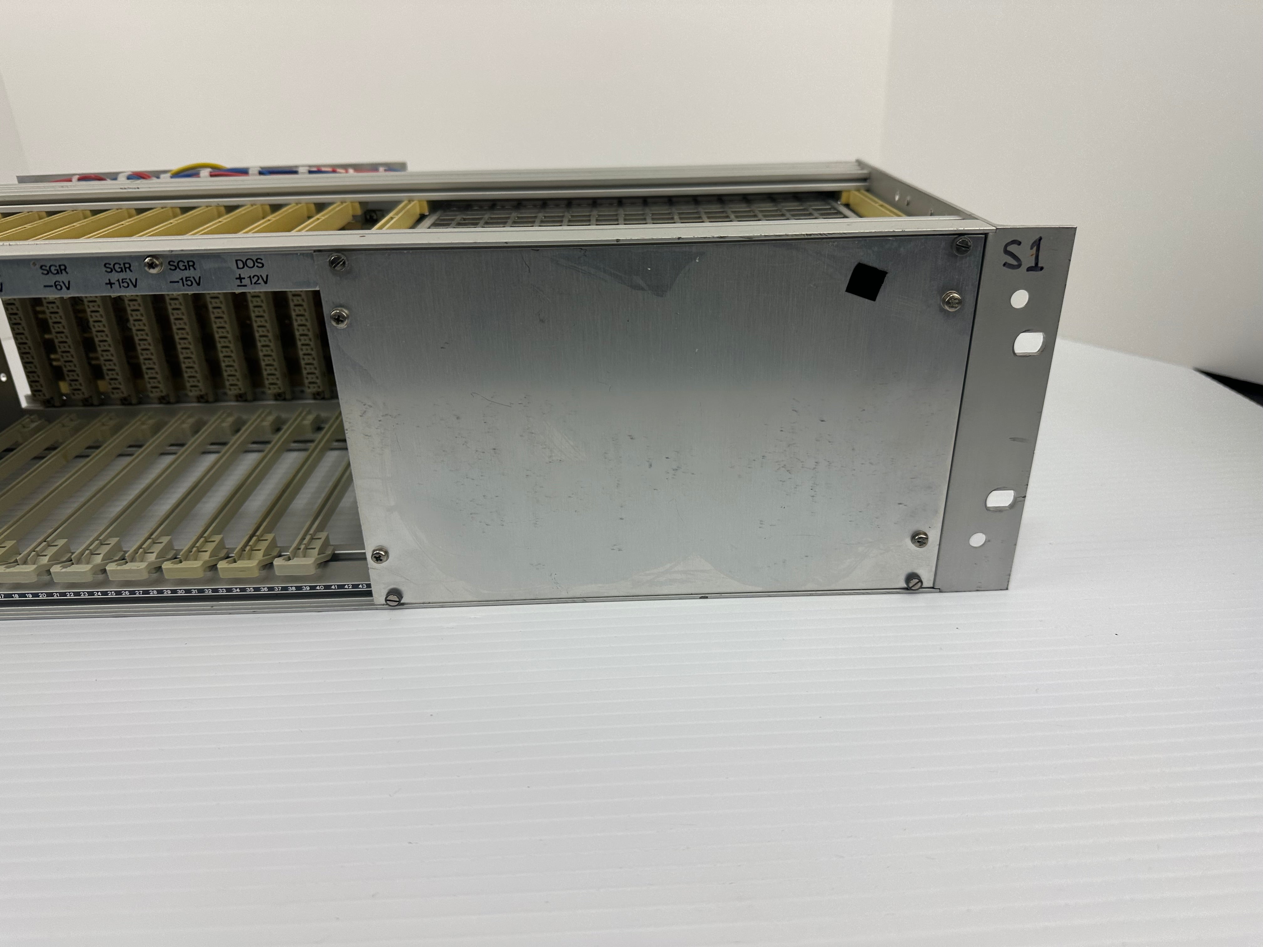 Zentro-Eletrik Pforzheim B300 98008300 110/220V 50/60Hz