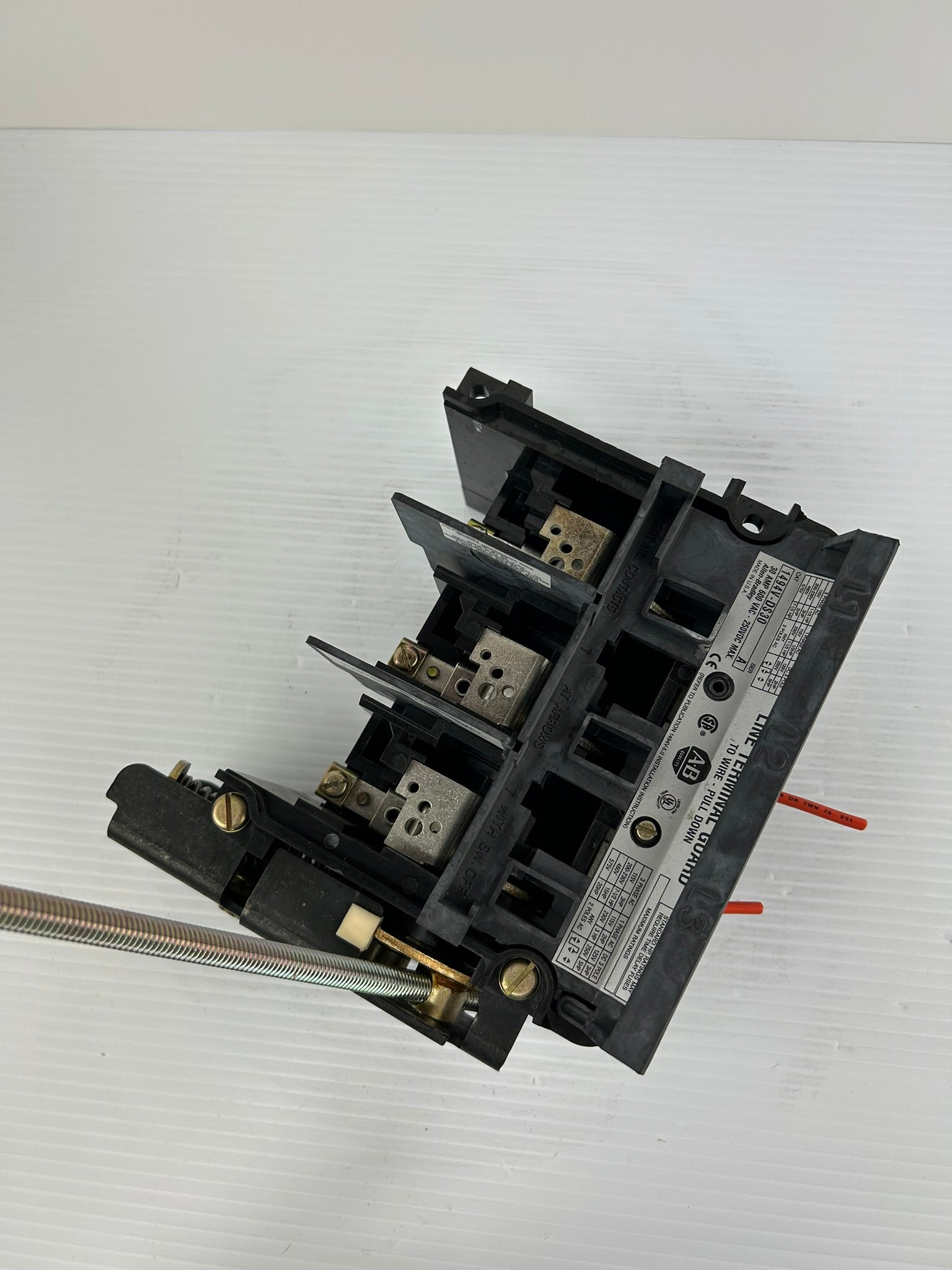 Allen Bradley 1494V-DS30 Line Terminal Guard Series A 30 Amp 600VAC 250VDC Max