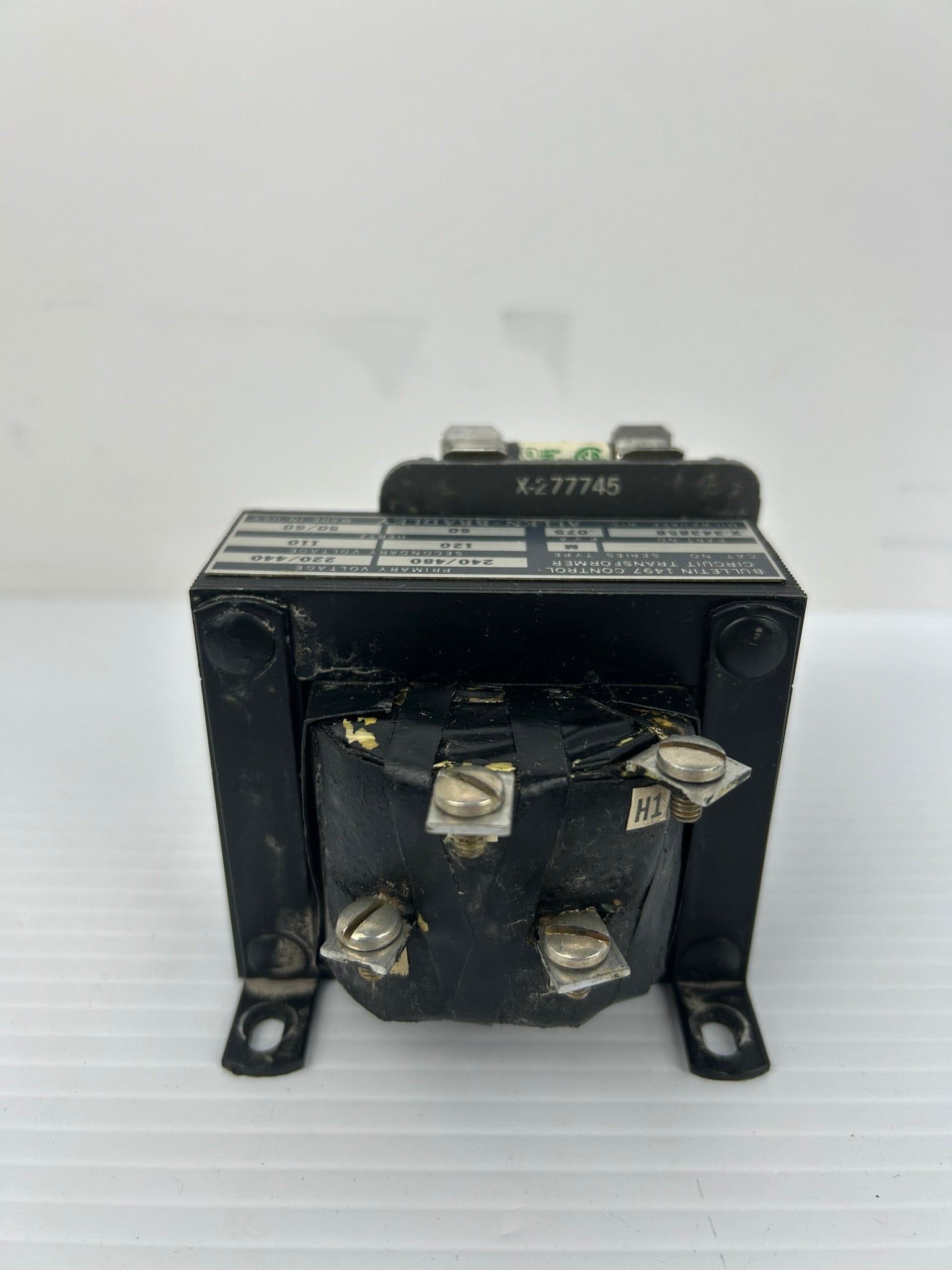 Allen-Bradley X-343858 Control Circuit Transformer Type M 440V 0.75kVA 50/60Hz