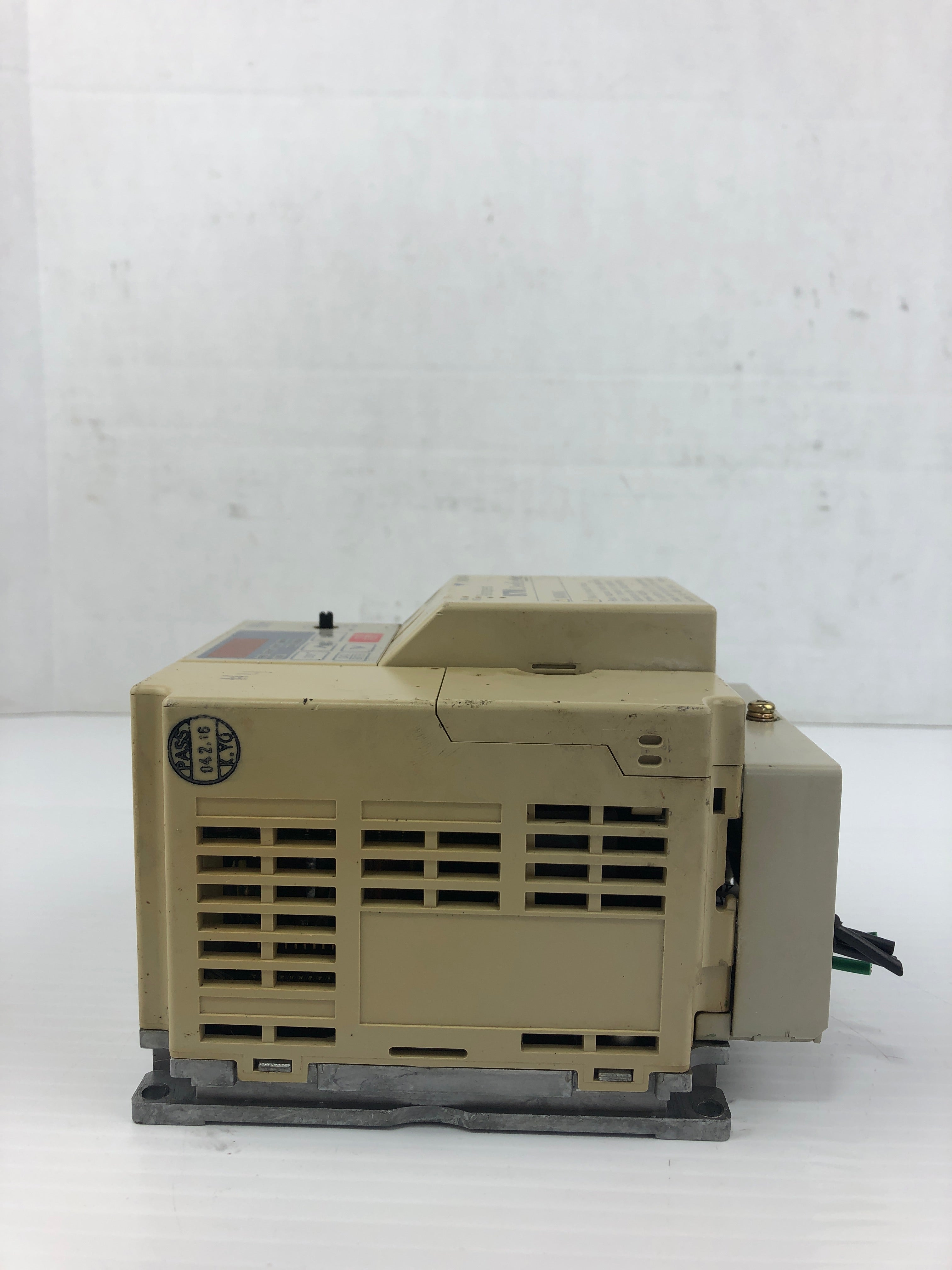 Yaskawa CIMR-V7NU40P2 Varispeed V7N DeviceNet Drive