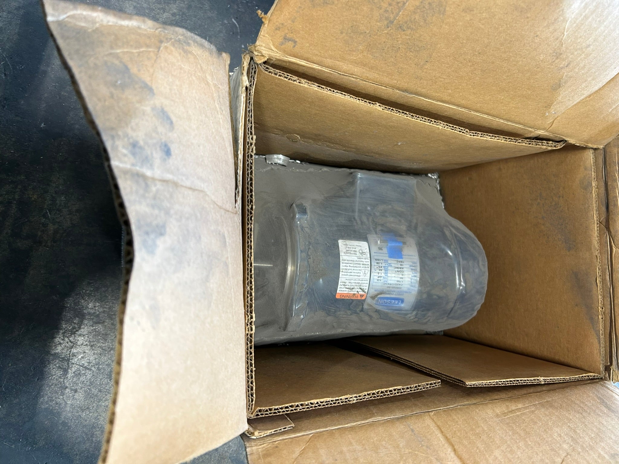 Leeson 098000.00 General Purpose Motor 1/2 HP 1750 RPM 90 Volts C42D17FK1C