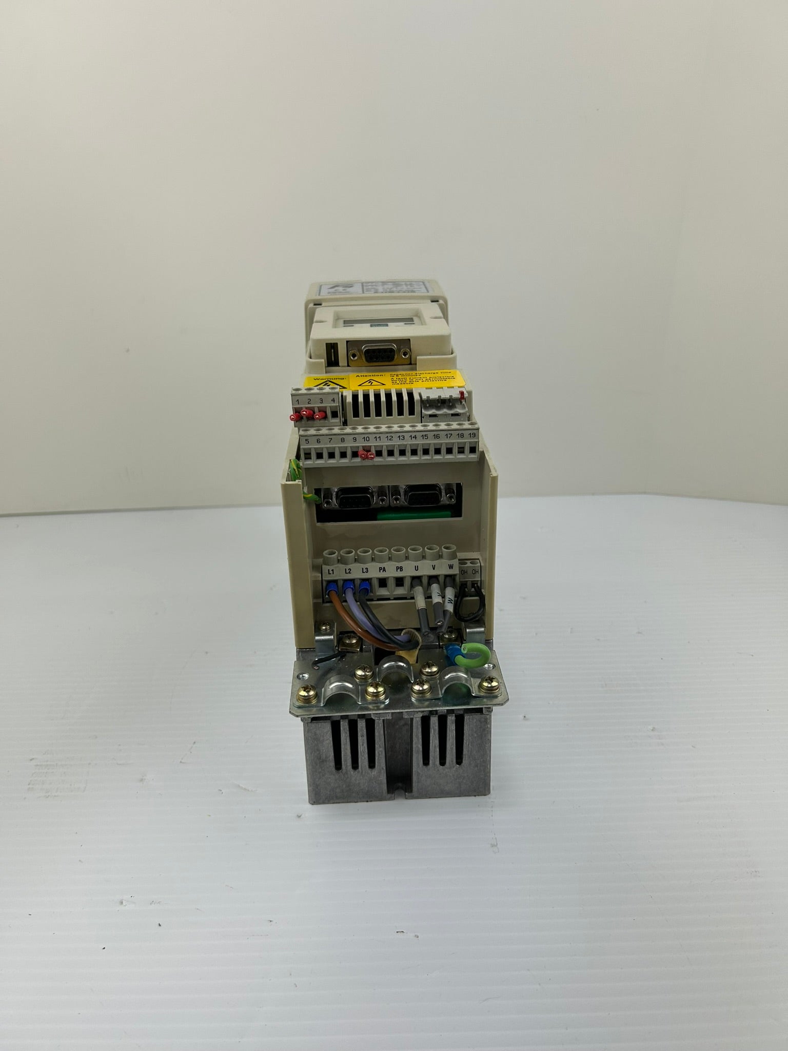 KEBCO F4 10.F4.F3D-A015 Variable Frequency Drive VFD 3HP 4.0kVA V1.2