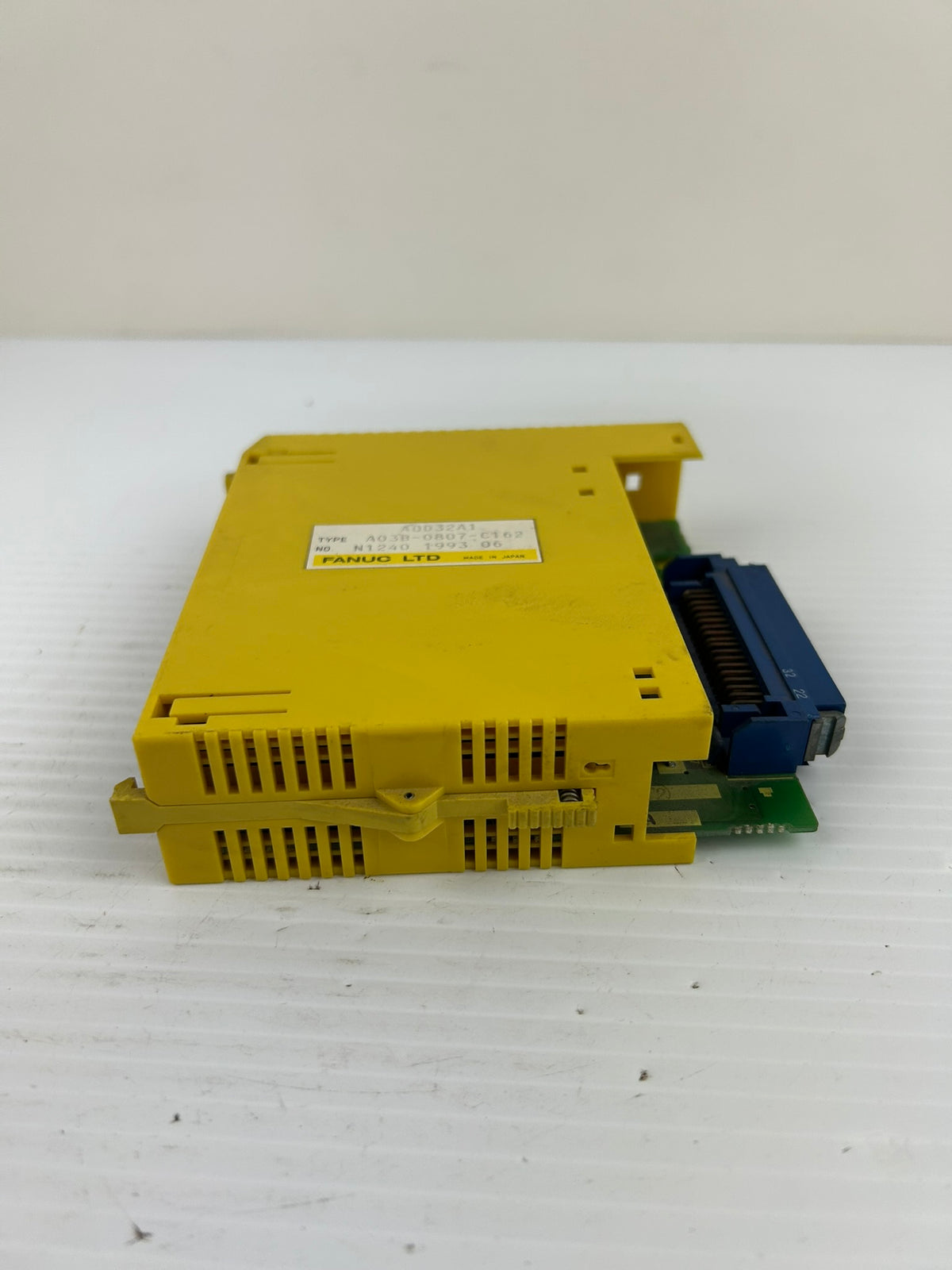 Fanuc A03B-0807-C162 AOD32A1 32 Point DC Output Module CNC PLC I/O