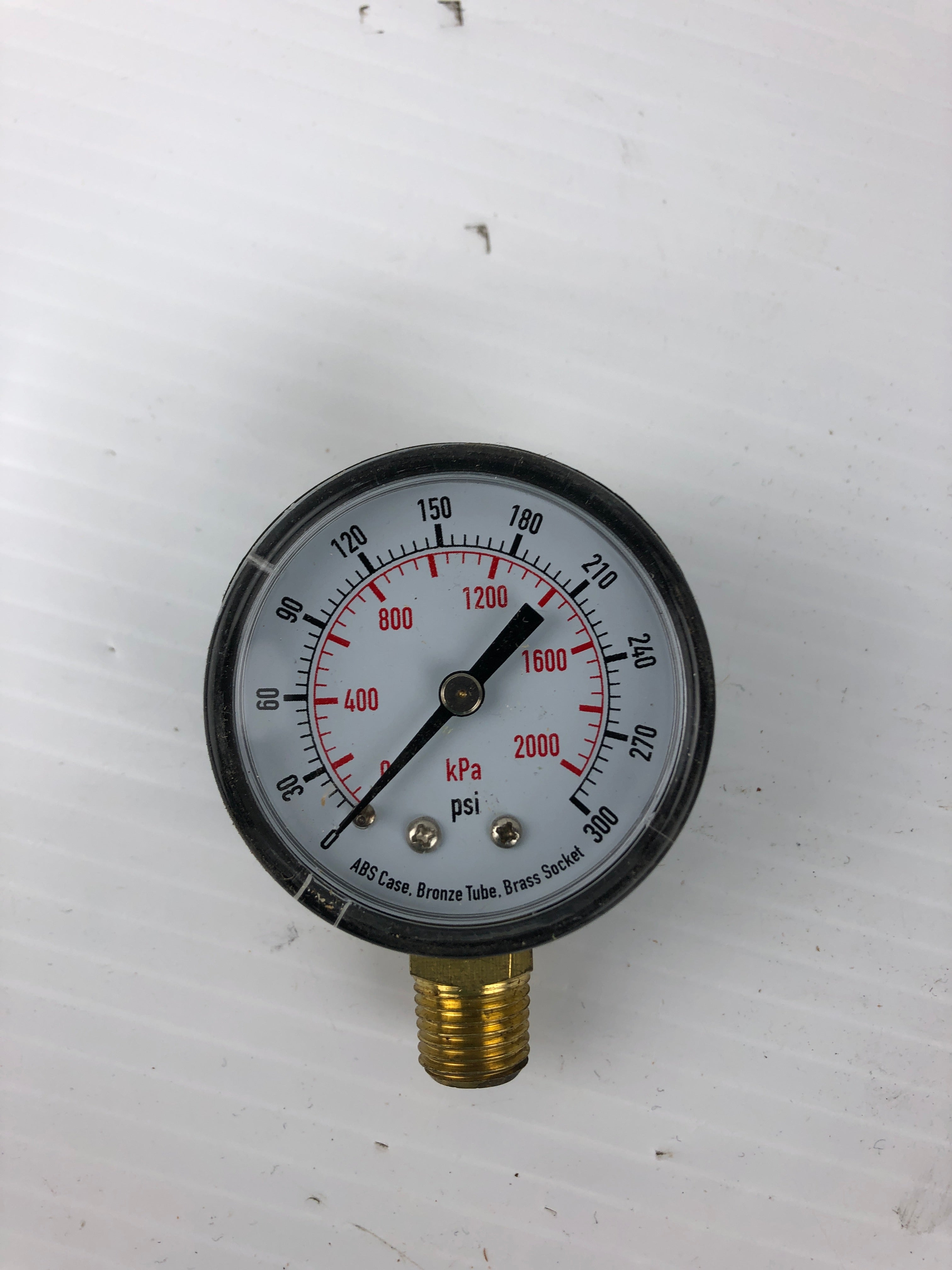 Pressure Gauge 4FLU4 2" 0-300 PSI