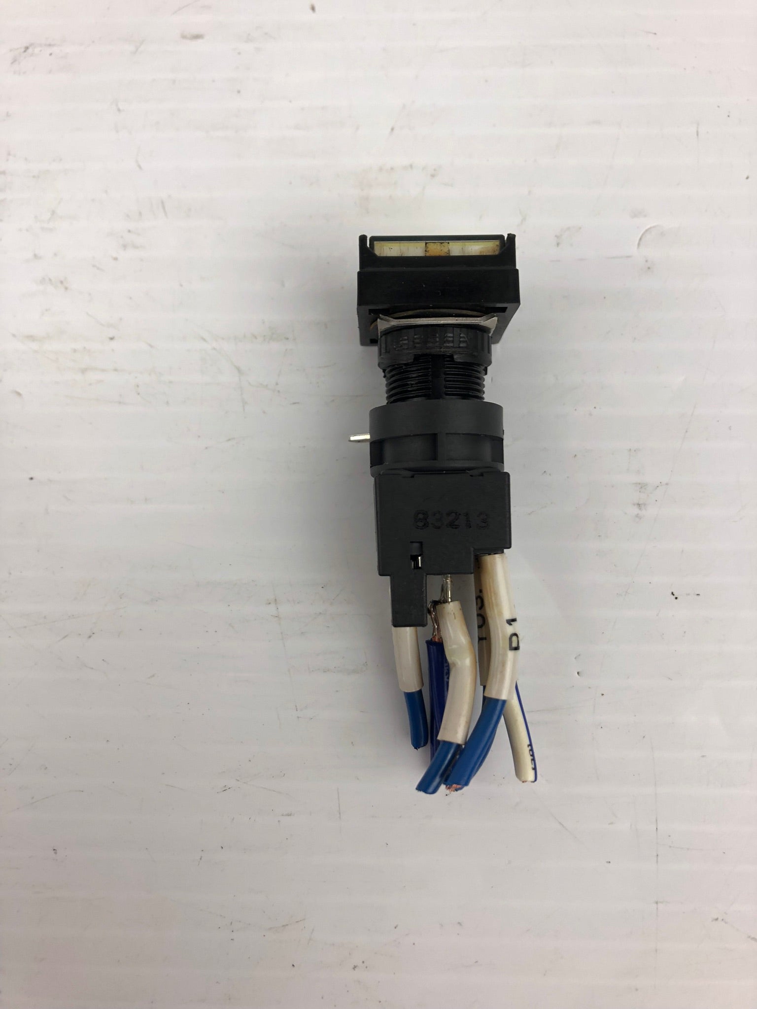 IDEC HA-TC10-TK1977 Push Button - Lot of 4
