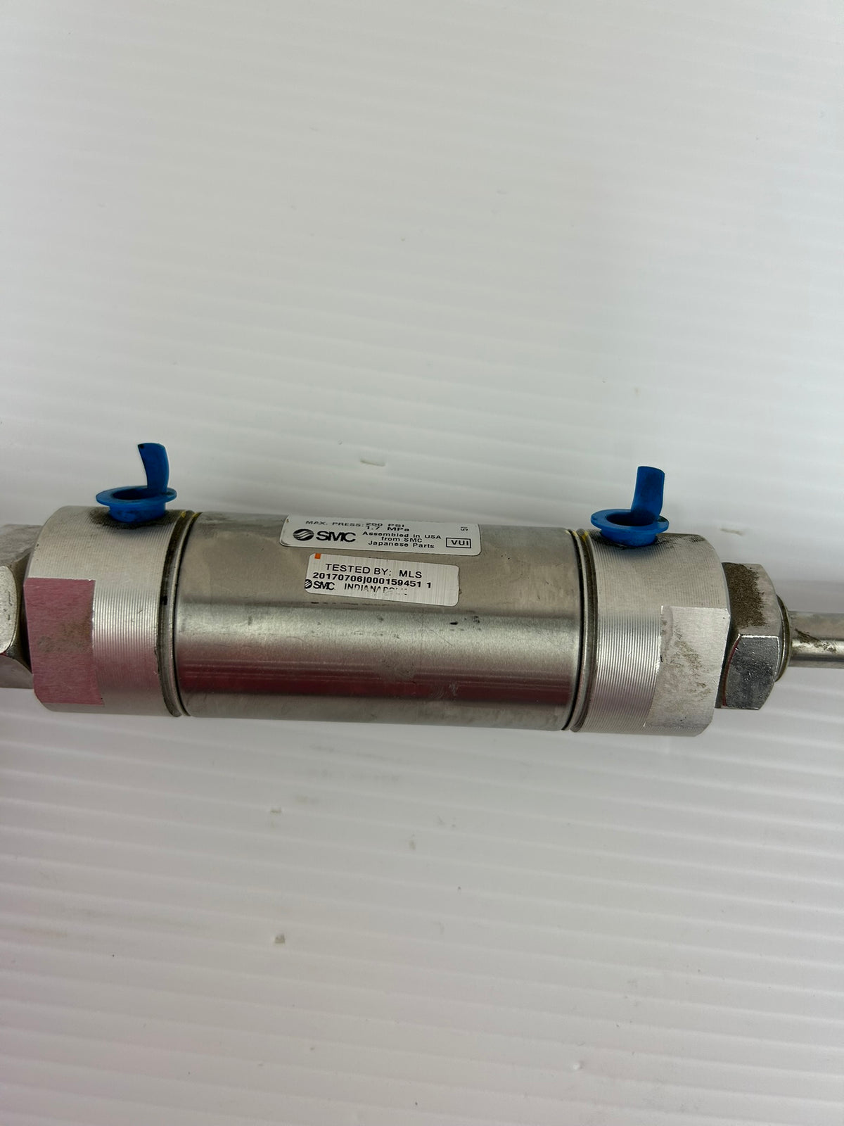 SMC NCMW150-0150-DUK01024 Air Cylinder 250 PSI 1.7MPa 1-1/2" Bore / Stroke