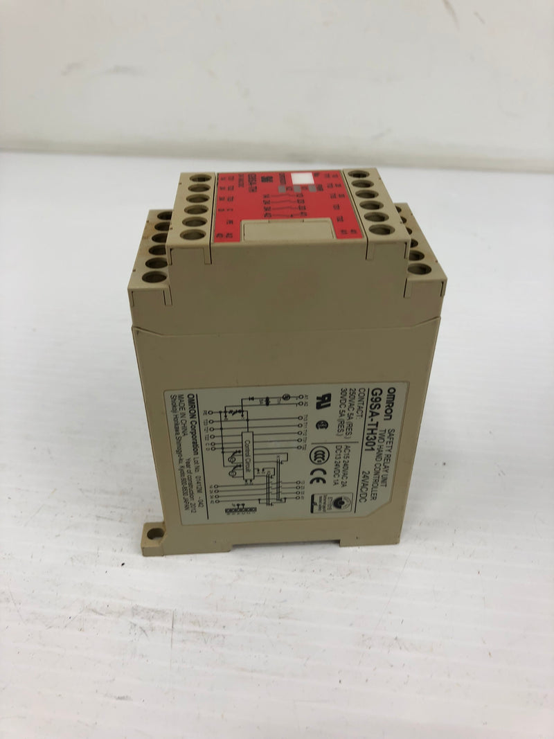 Omron G9SA-TH301 Safety Relay Unit Two Hand Controller - Bottom Damaged