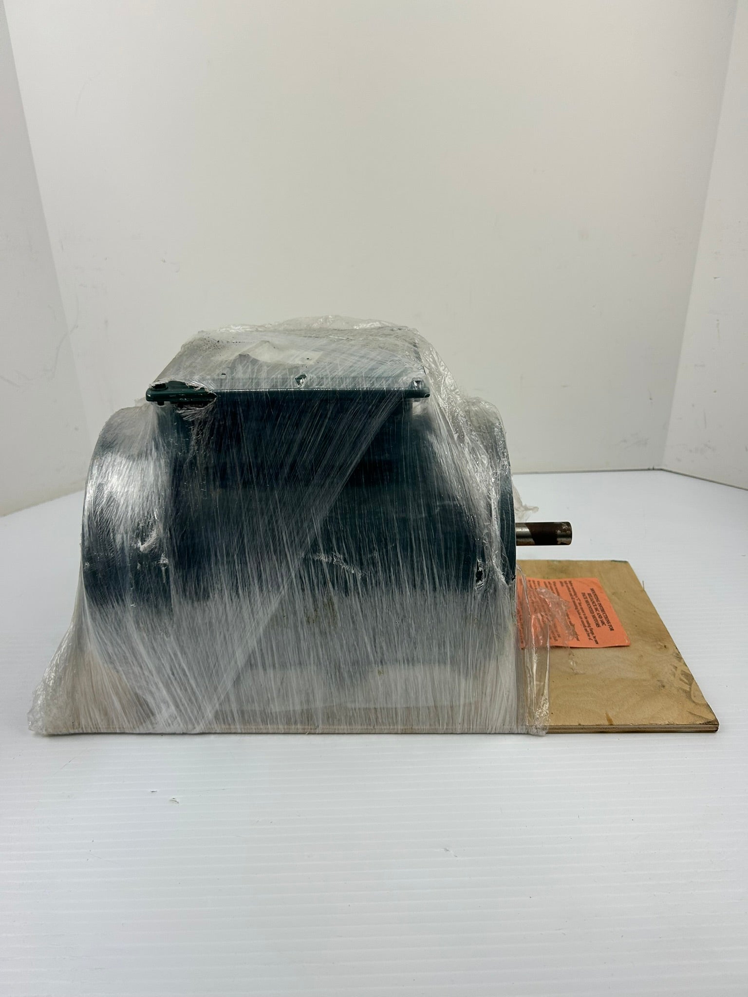 Reliance Electric P56X3891Z DC Motor FB56C Frame Type P 3 PH 1 HP 1725 RPM