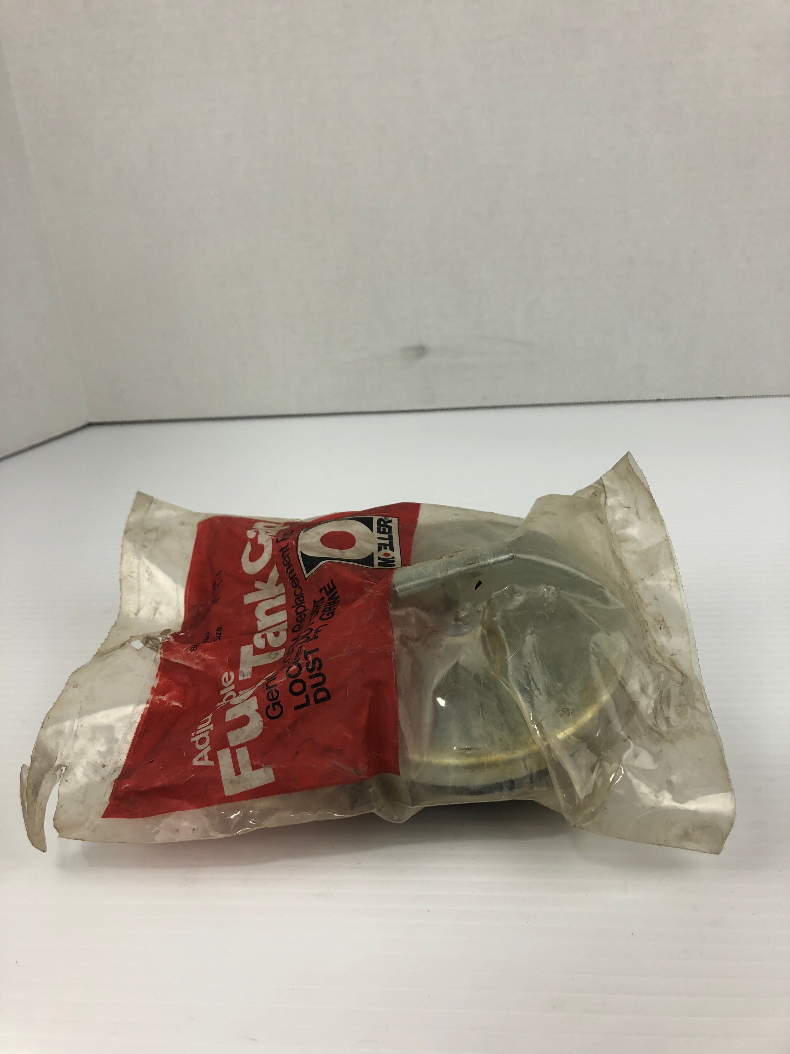 Moeller 41312-10 Adjustable Fuel Tank Cap 4-1/4"