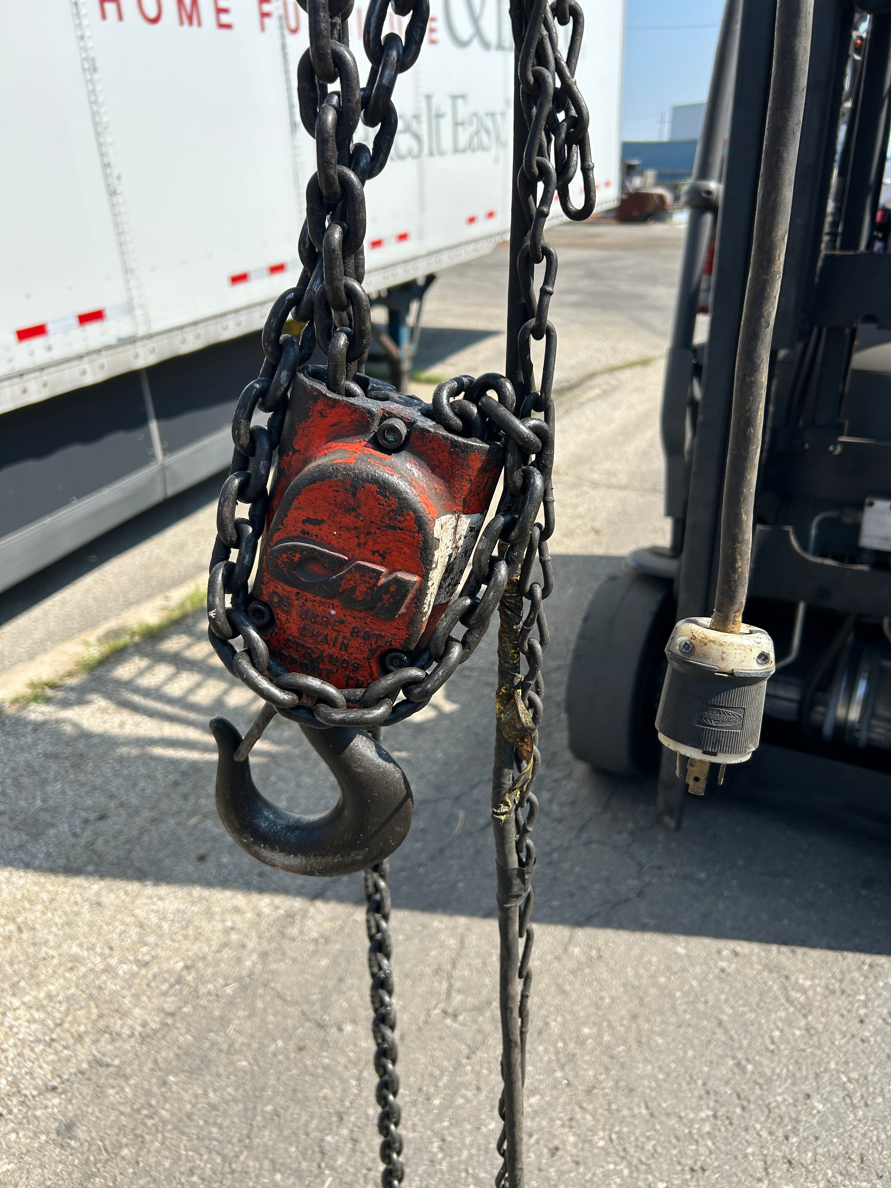 CM RR 2 Ton Electric Chain Hoist 2HP 16 FPM 10 Foot Lift RR-2