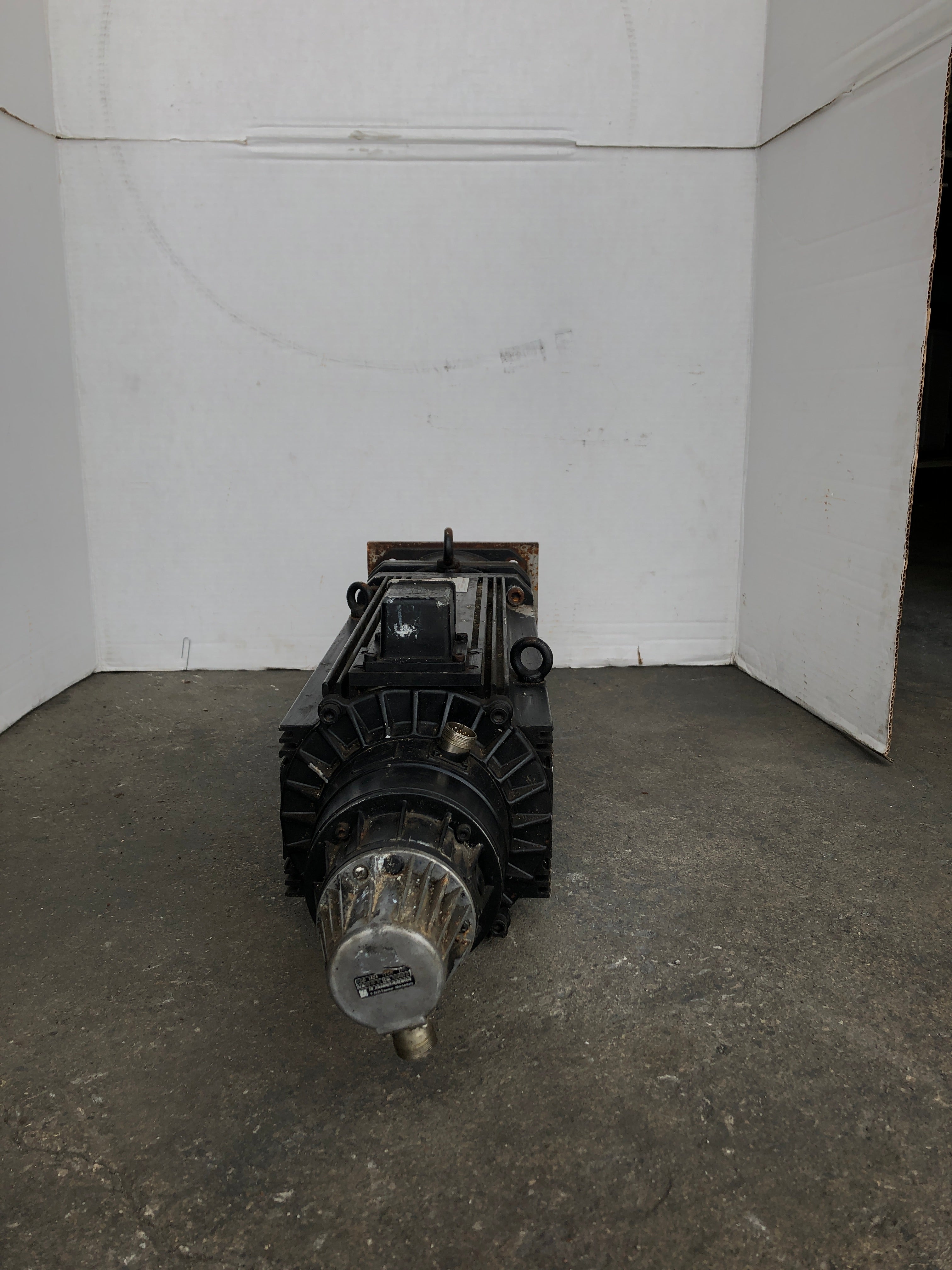 Indramat 112D-0-ED-4-C/130-A-0/WI520LV Permanentmagnent-Drehstromservomotor
