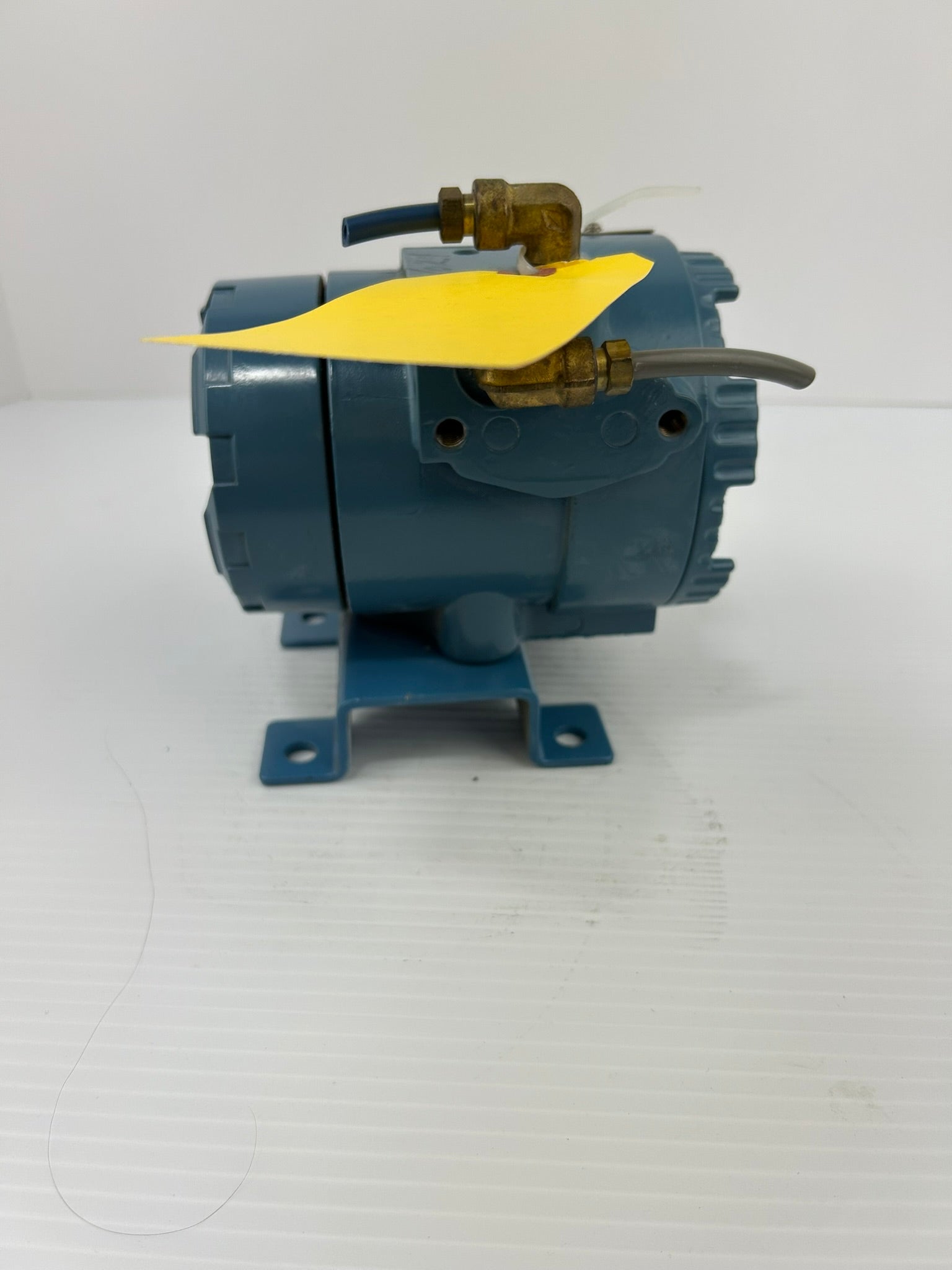 Rosemount 3311DS1J1B1 Pressure Transducer with Gauge 0-60 PSI