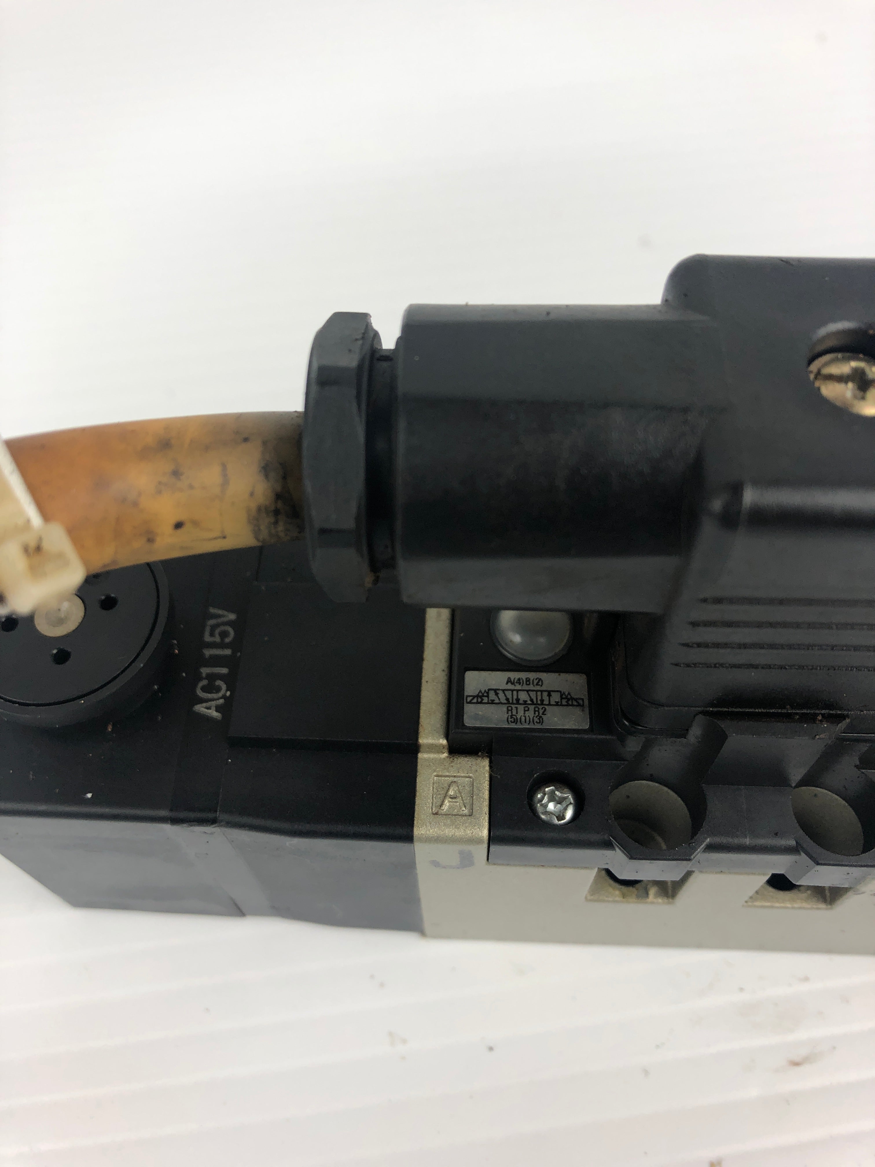 SMC VS7-6-FJG-D-CN Solenoid Valve 115V