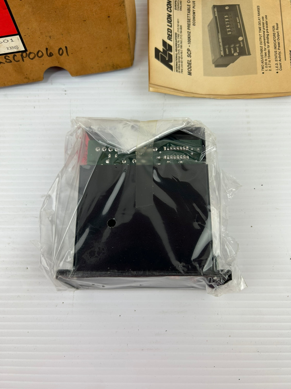 Red Lion Controls SCP00601 Counter 100 Khz Presettable Model SCP