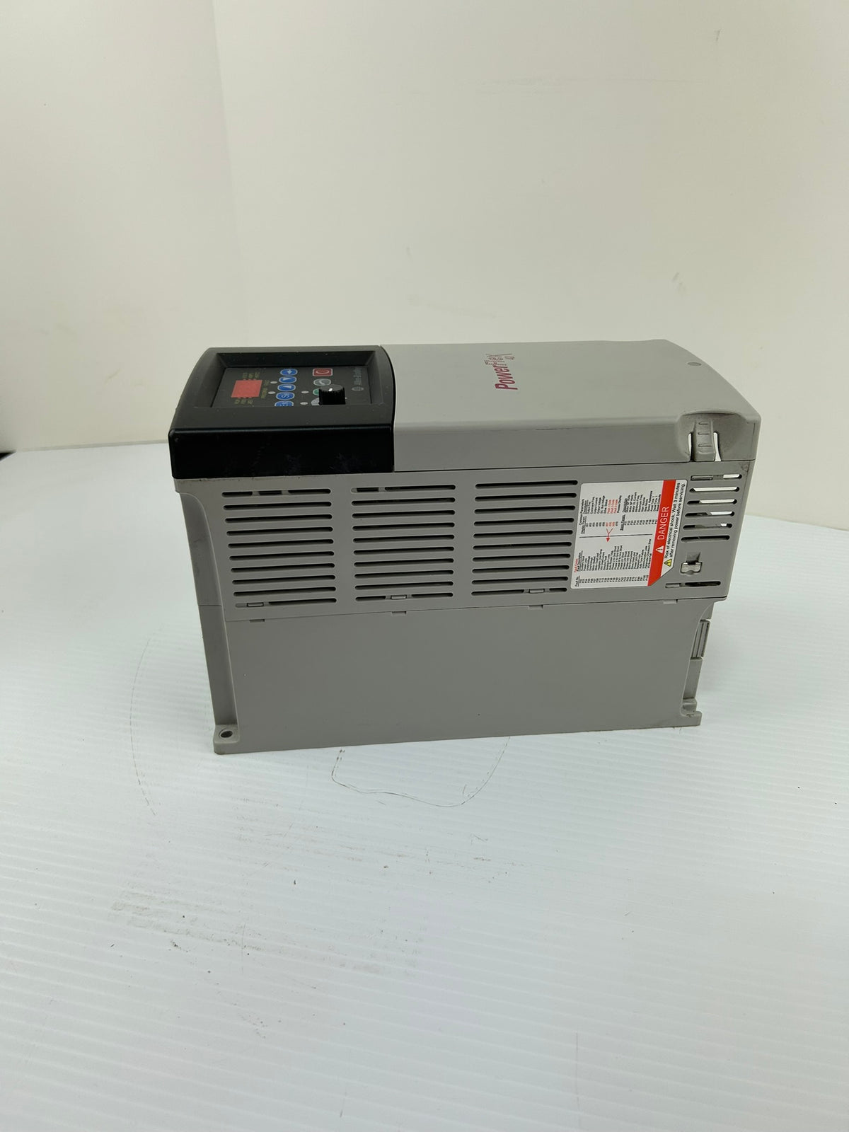 Allen Bradley 22B-D017N104 PowerFlex 40 AC Drive Series A