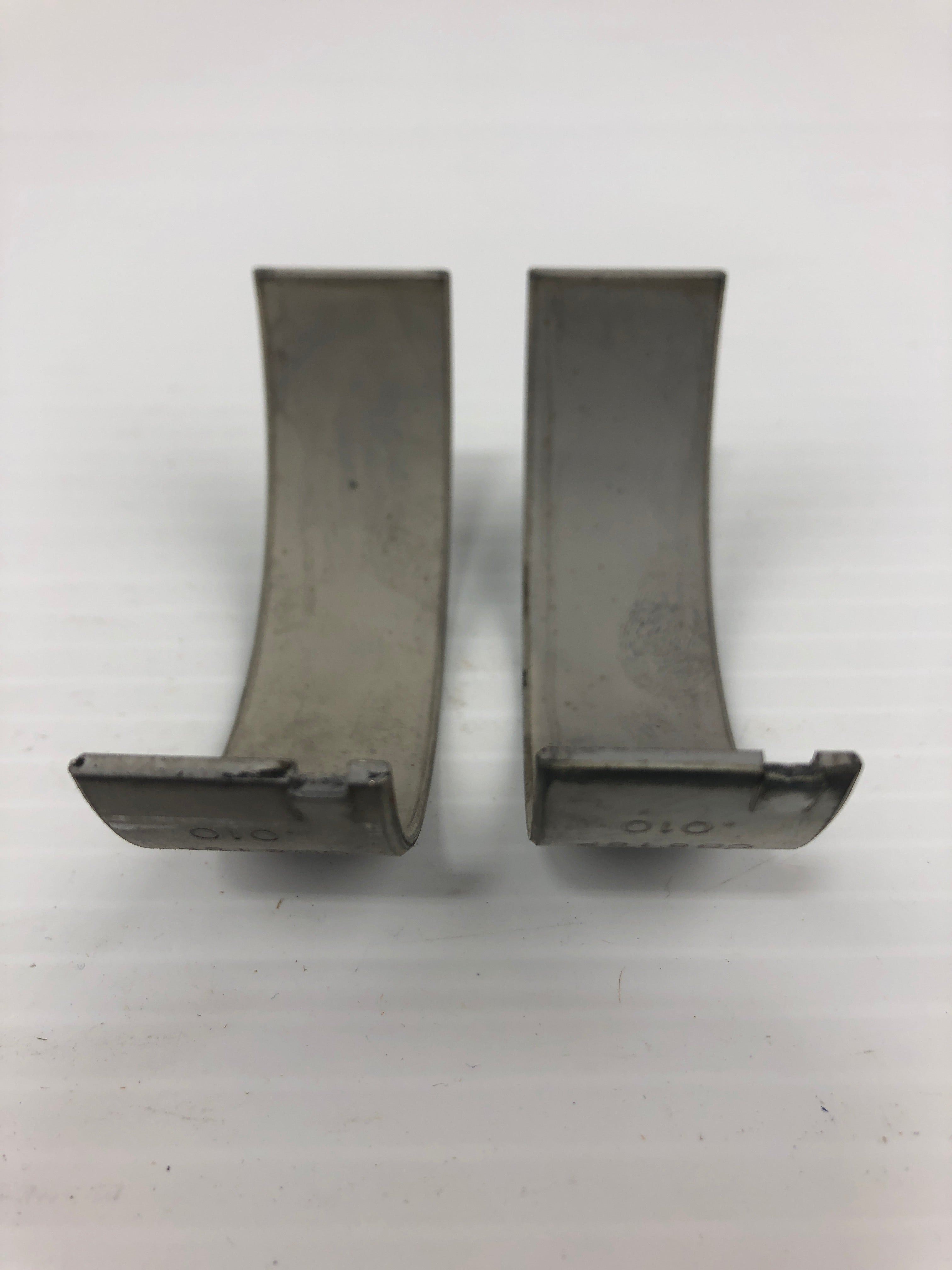 Clevite CB818P10 Engine Connecting Rod Bearing Pair CB-818 P-10