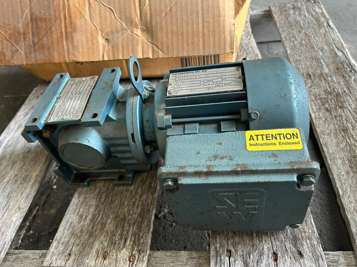 SEW Eurodrive S37DT71C4 Gearmotor DFT71C4 1/3HP 1720RPM 28.76:1 230/460V