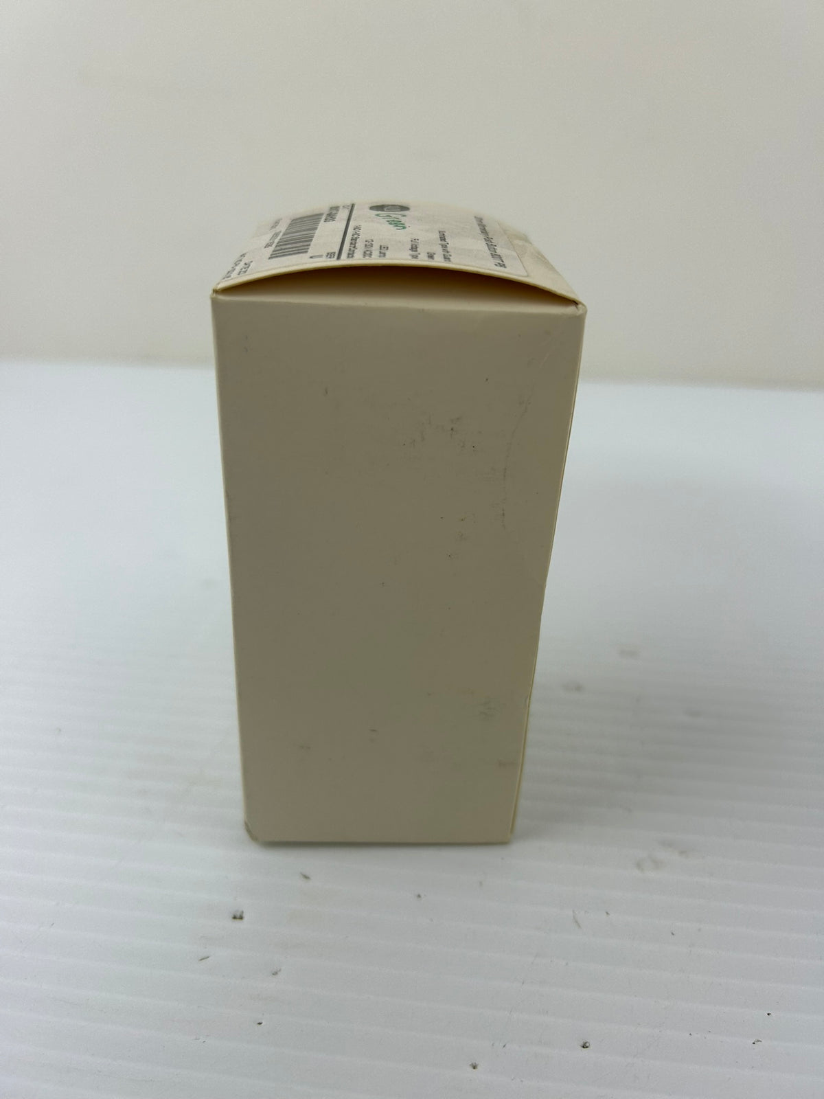 Allen-Bradley 800T-QAH2G Green Illuminated 30mm Momentary Push Button 800T Ser U