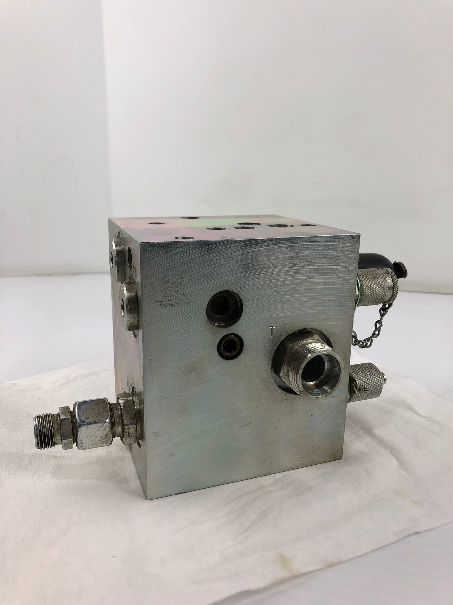 Rexroth Valve Block IH15EB-10/WDBU2-S200/M/V R901108065